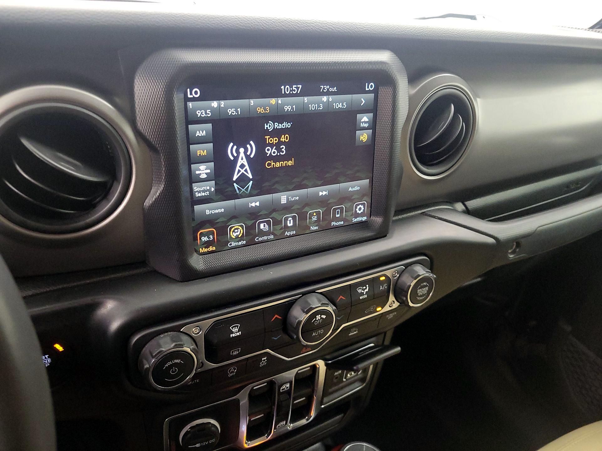 Thumbnail: 2023 Jeep Gladiator - 16