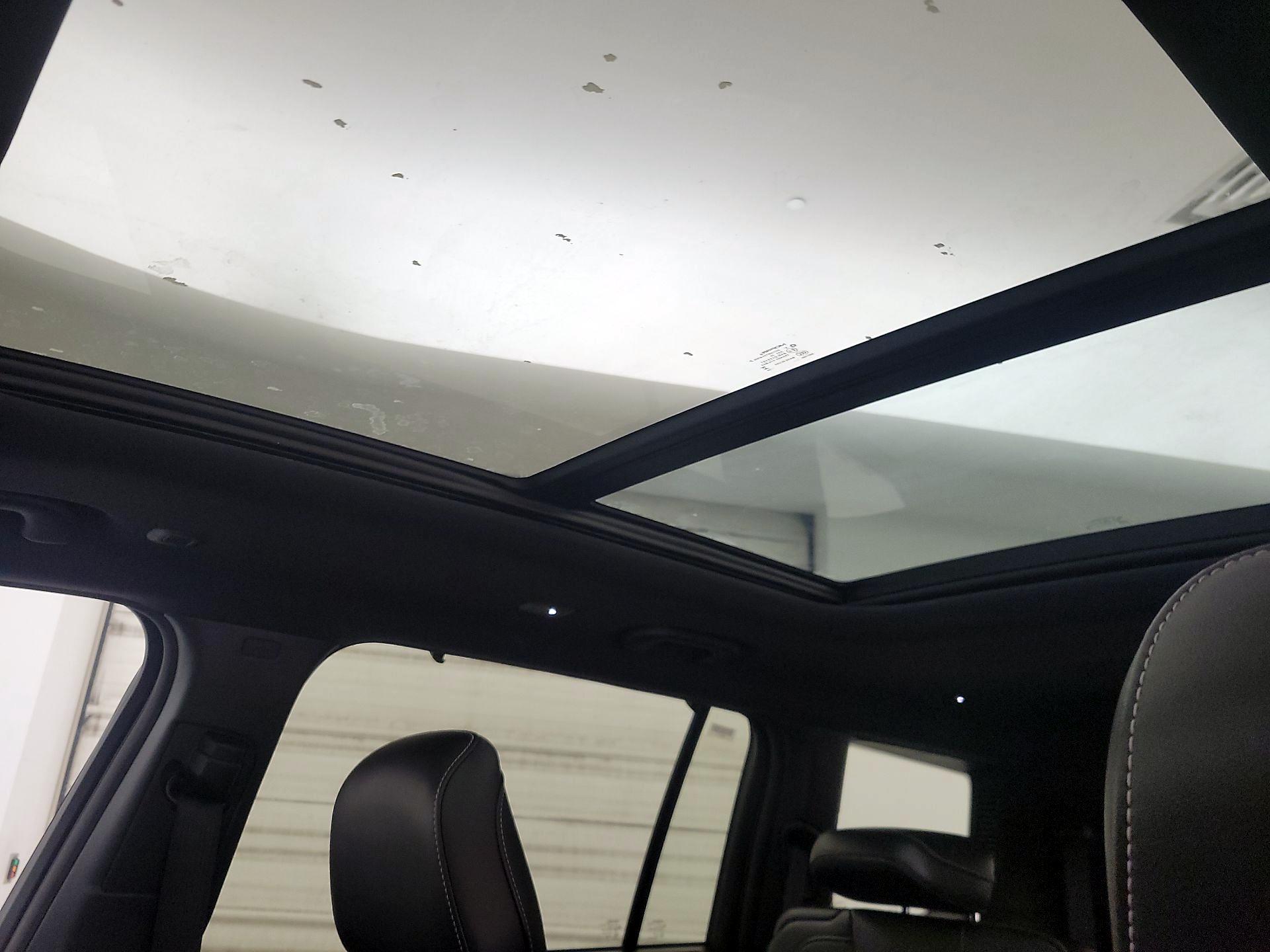 Thumbnail: 2024 Jeep Grand Cherokee L - 20