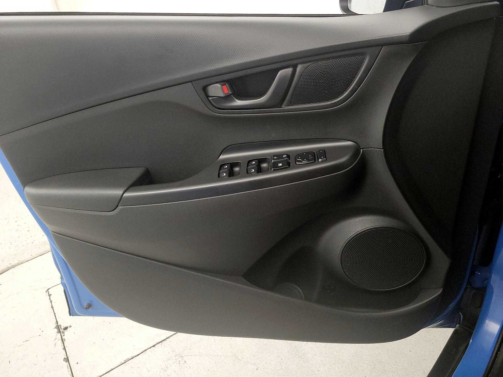 Thumbnail: 2022 Hyundai Kona - 12