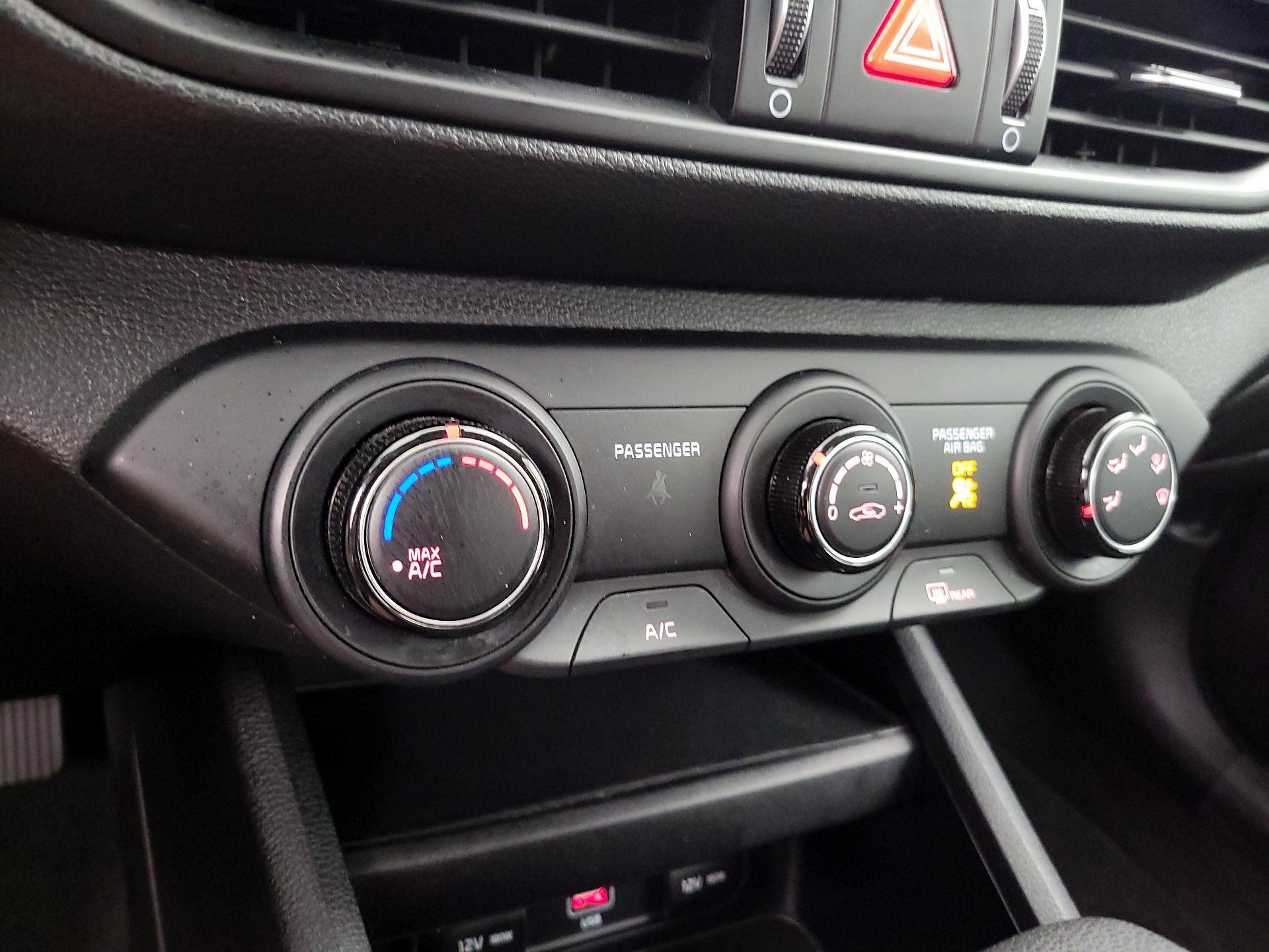 Thumbnail: 2023 Kia Forte - 16