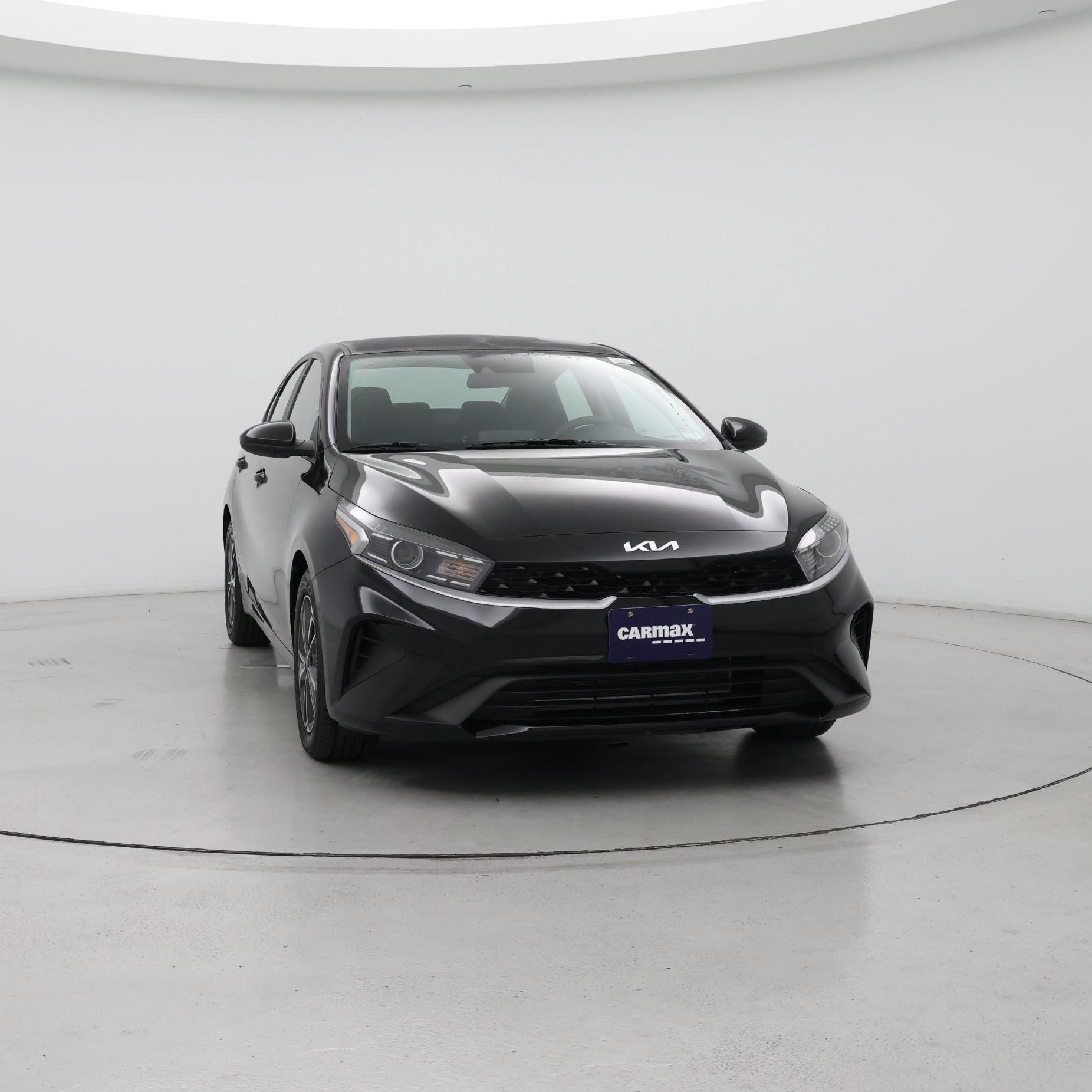 Thumbnail: 2023 Kia Forte - 5