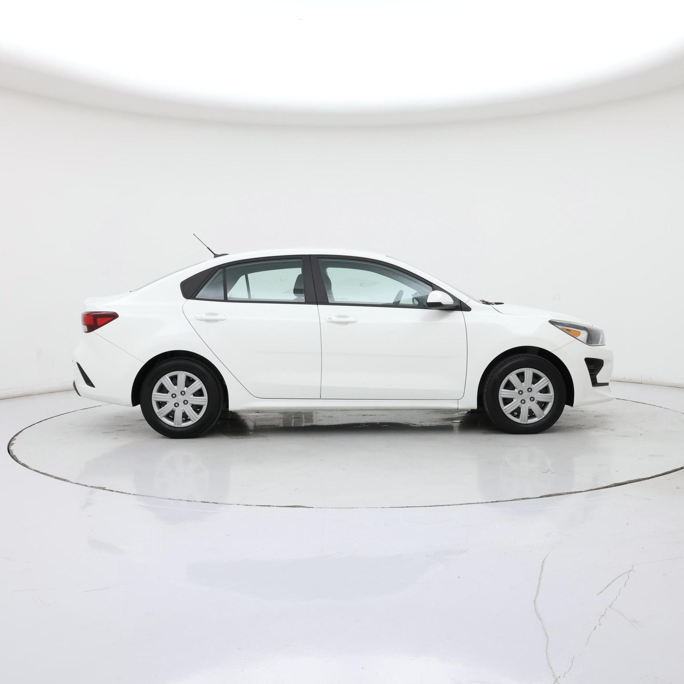 Thumbnail: 2023 Kia Rio - 7
