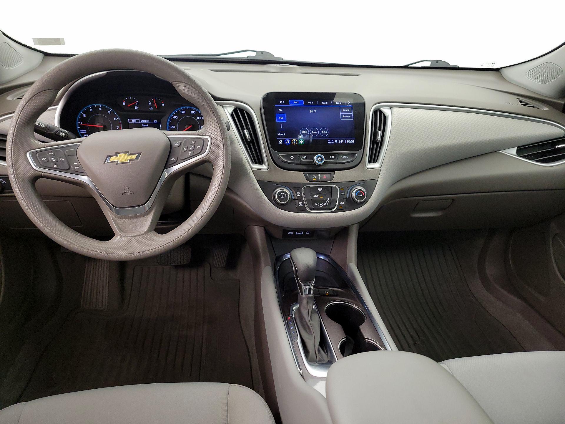 Thumbnail: 2022 Chevrolet Malibu - 9