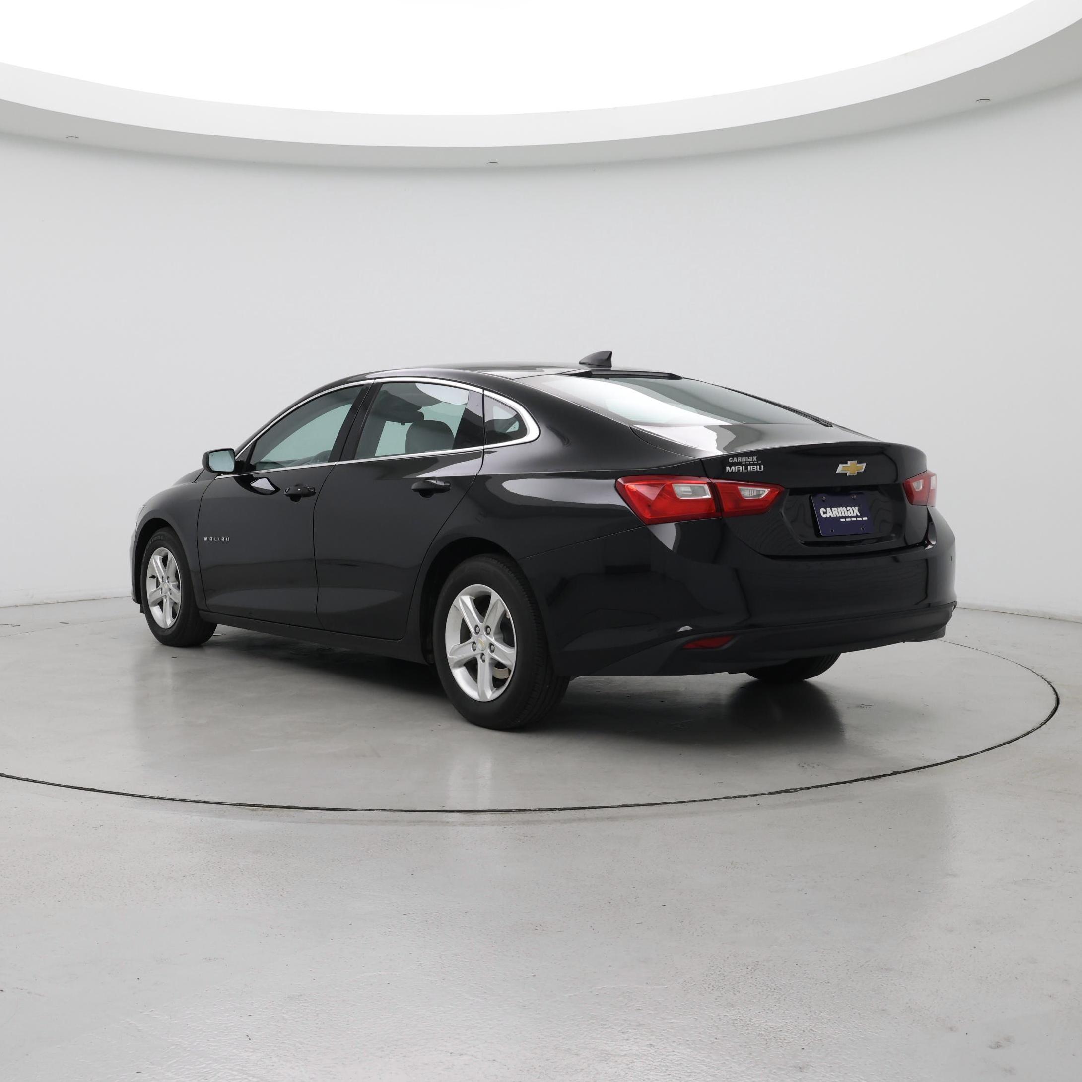 Thumbnail: 2022 Chevrolet Malibu - 2