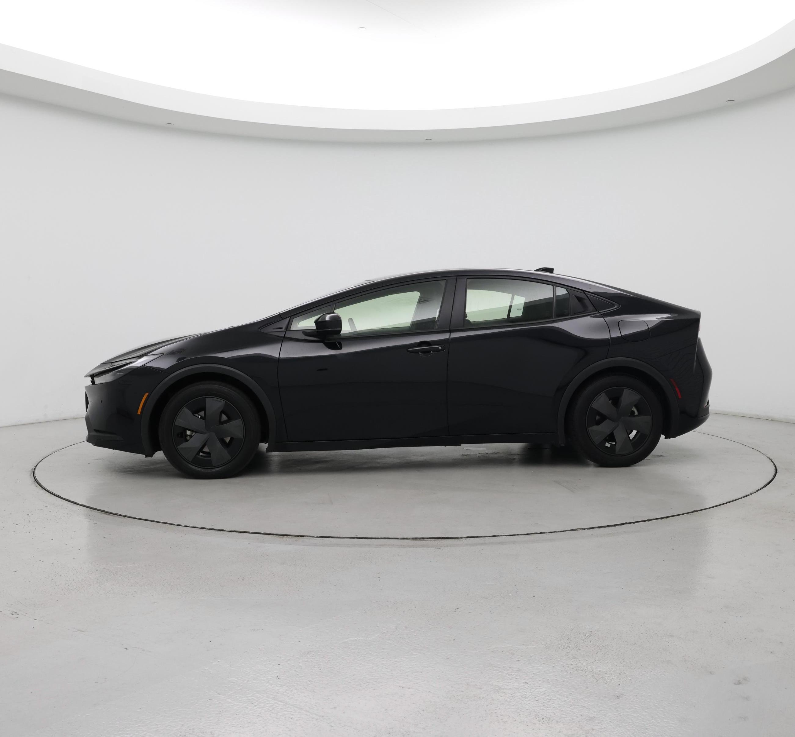Thumbnail: 2024 Toyota Prius - 3