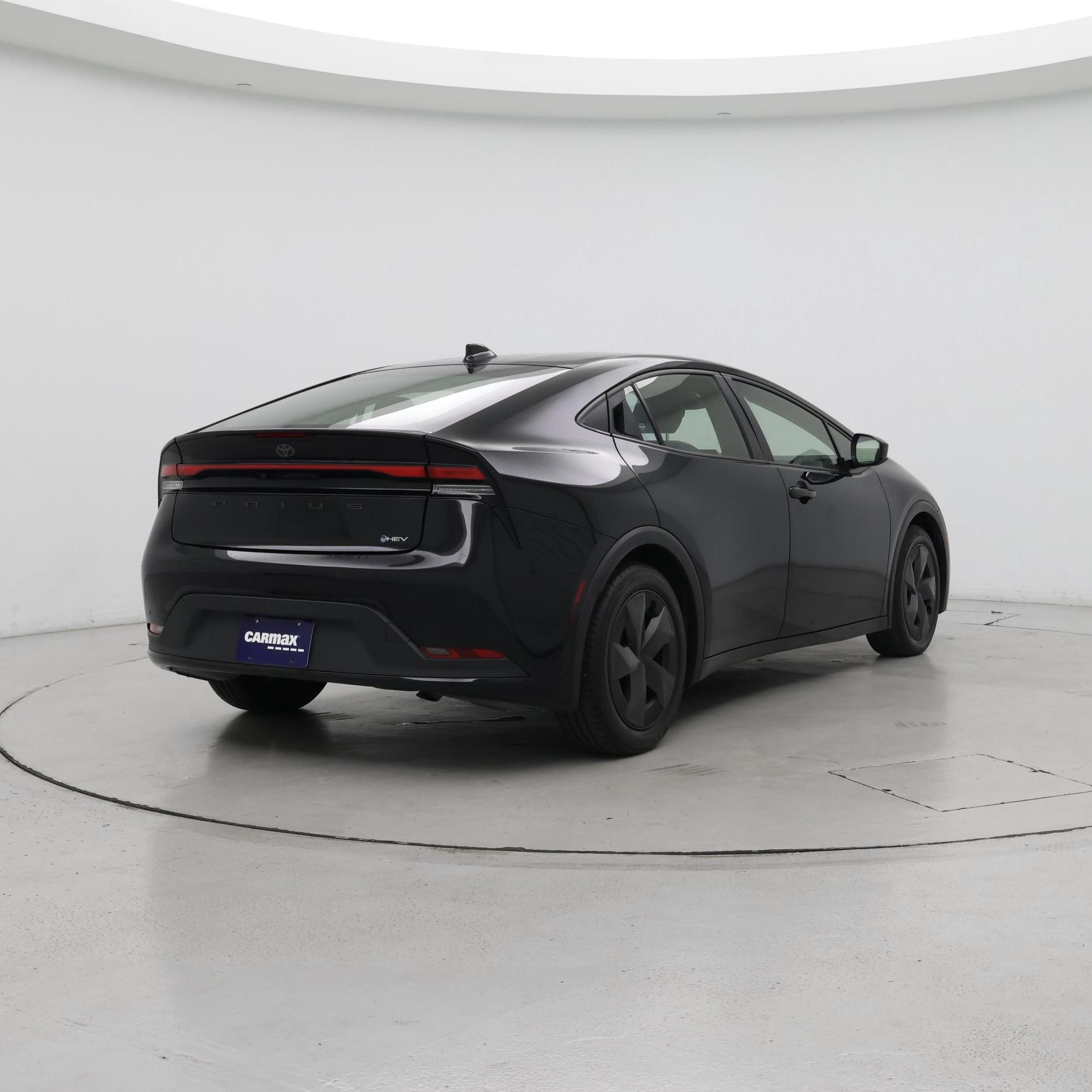 Thumbnail: 2024 Toyota Prius - 8
