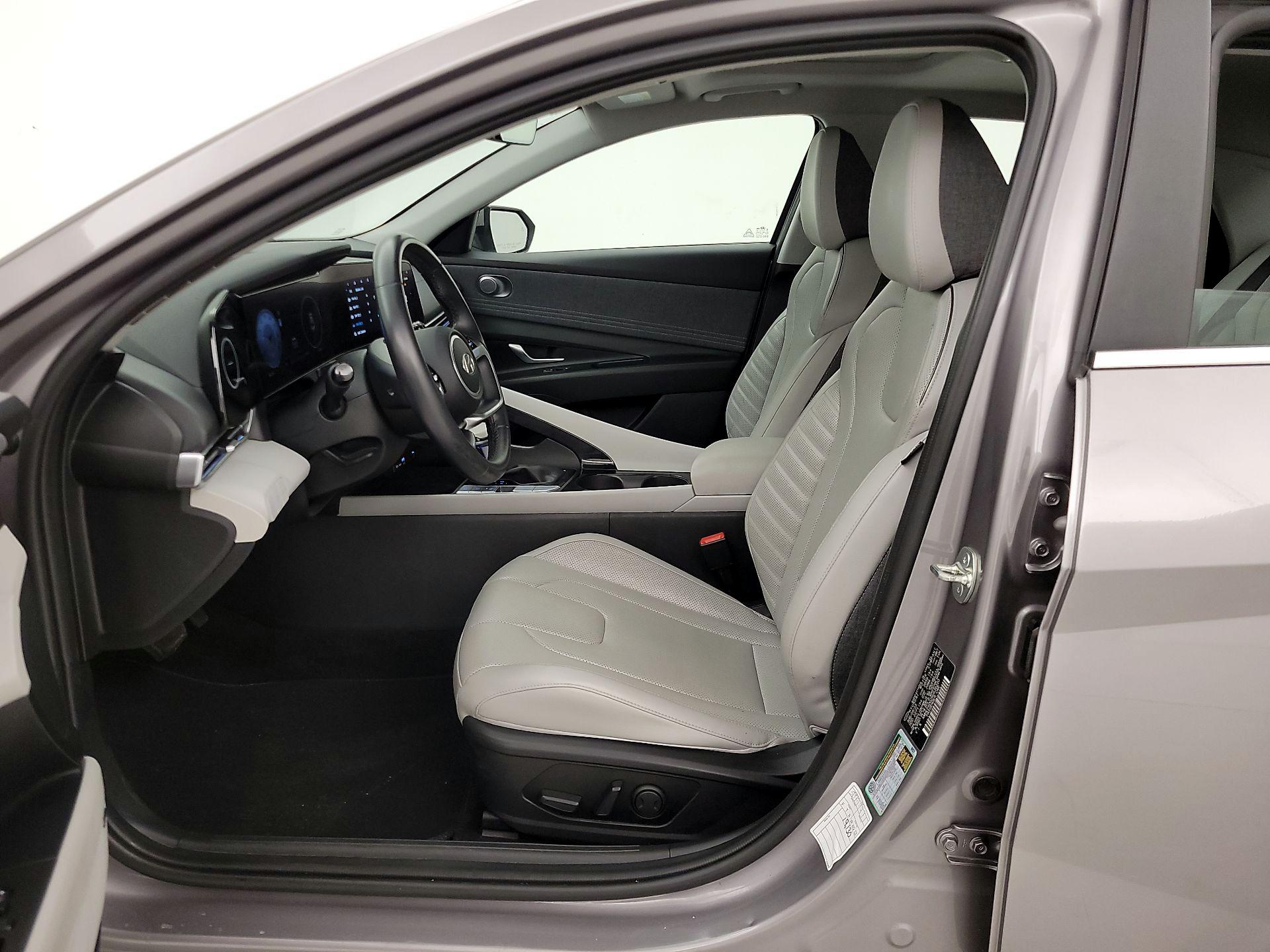 Thumbnail: 2024 Hyundai Elantra - 11