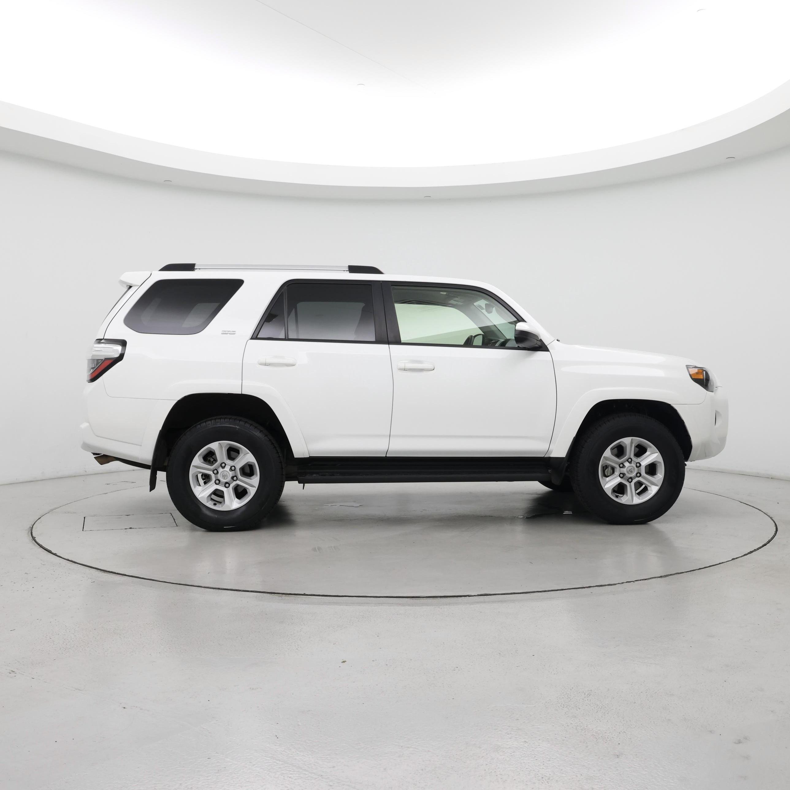 Thumbnail: 2024 Toyota 4Runner - 7