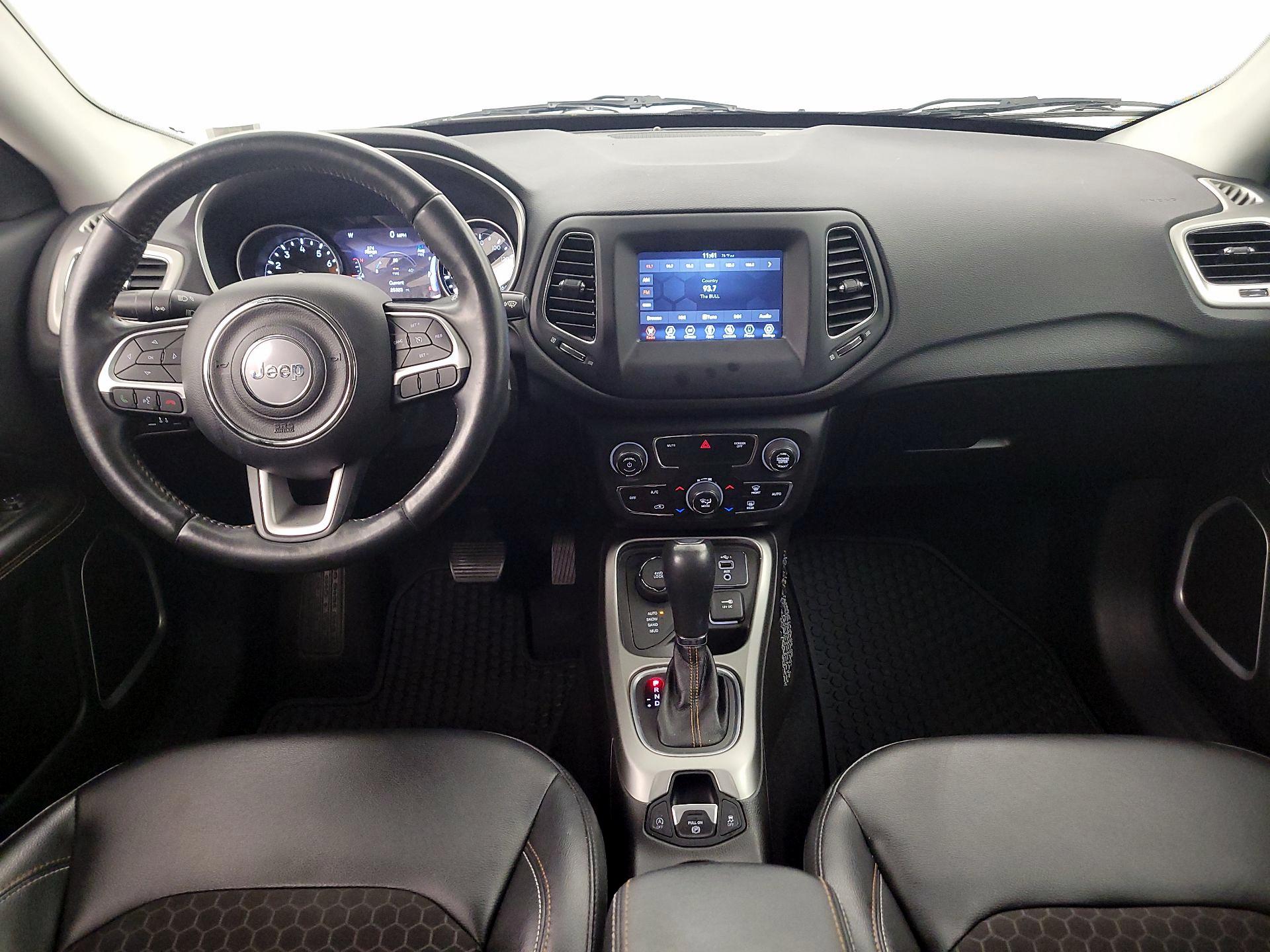 Thumbnail: 2021 Jeep Compass - 9