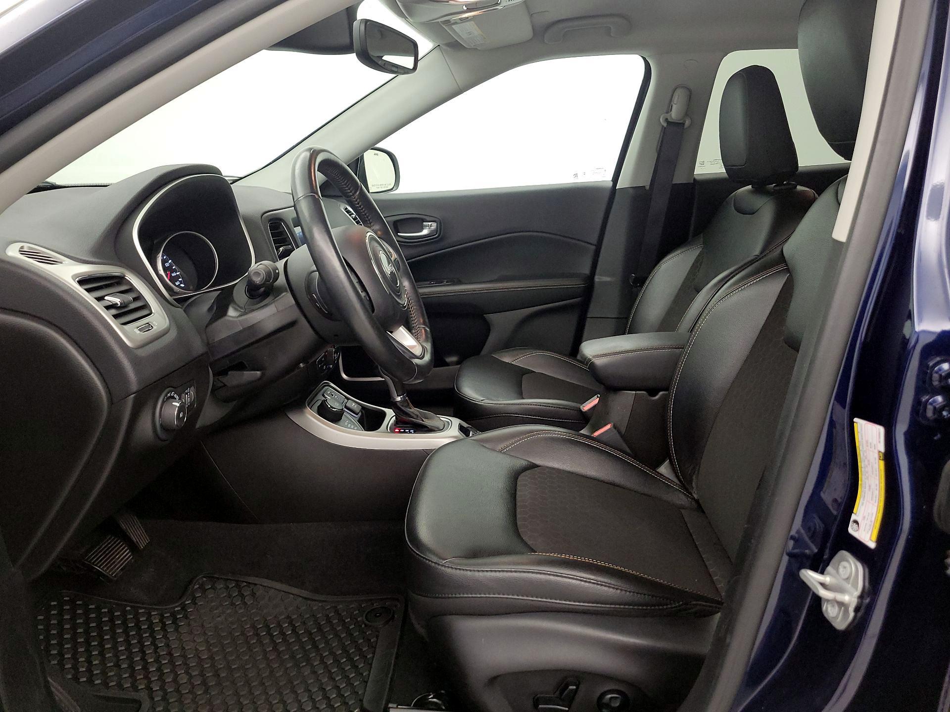 Thumbnail: 2021 Jeep Compass - 11