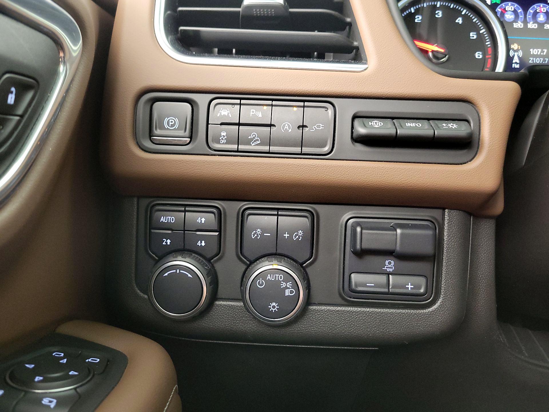 Thumbnail: 2021 Chevrolet Tahoe - 13