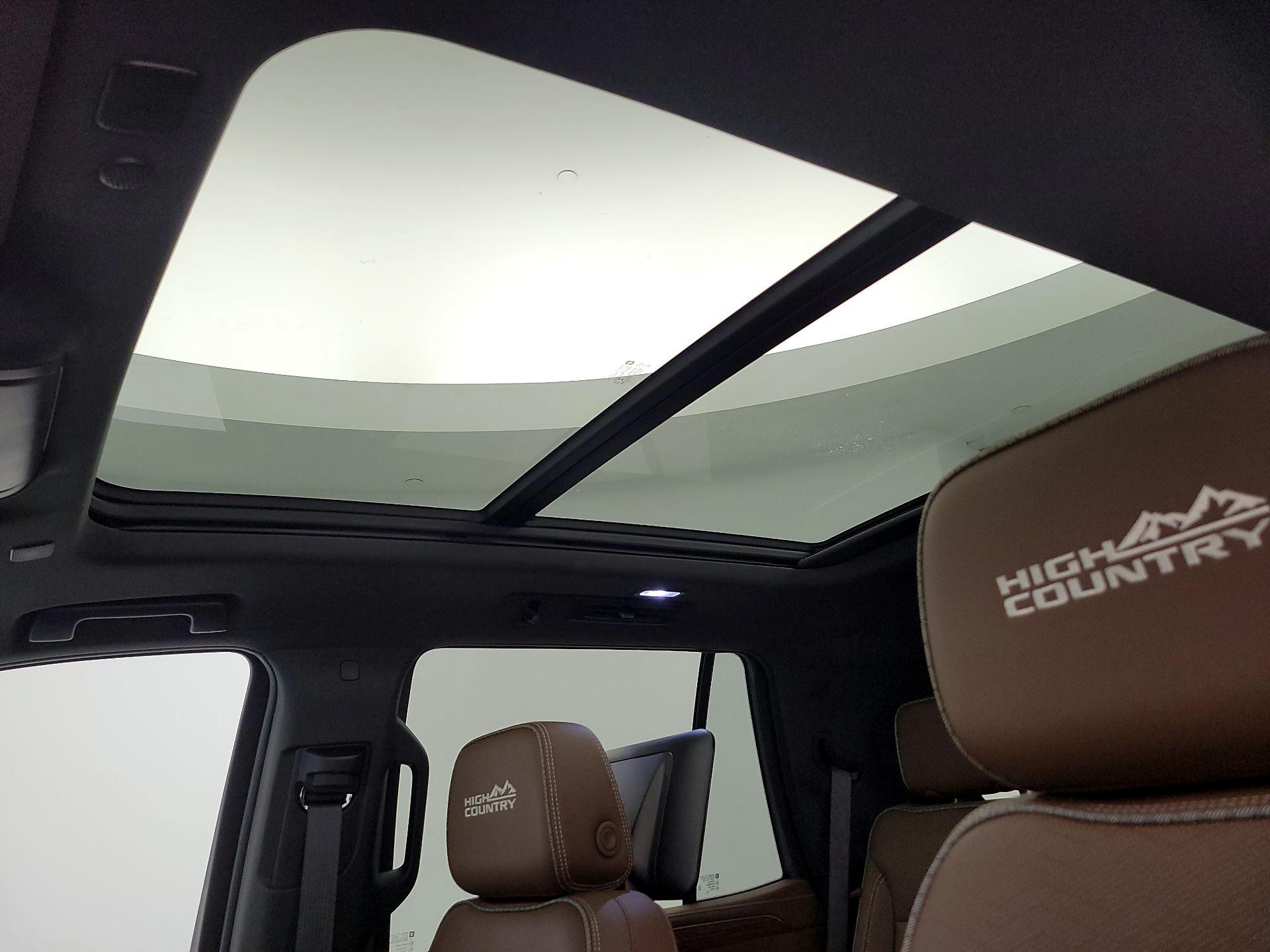 Thumbnail: 2021 Chevrolet Tahoe - 19
