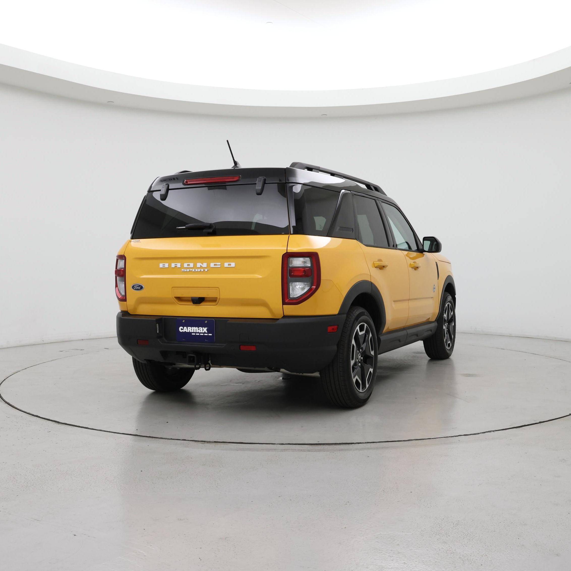 Thumbnail: 2022 Ford Bronco Sport - 8