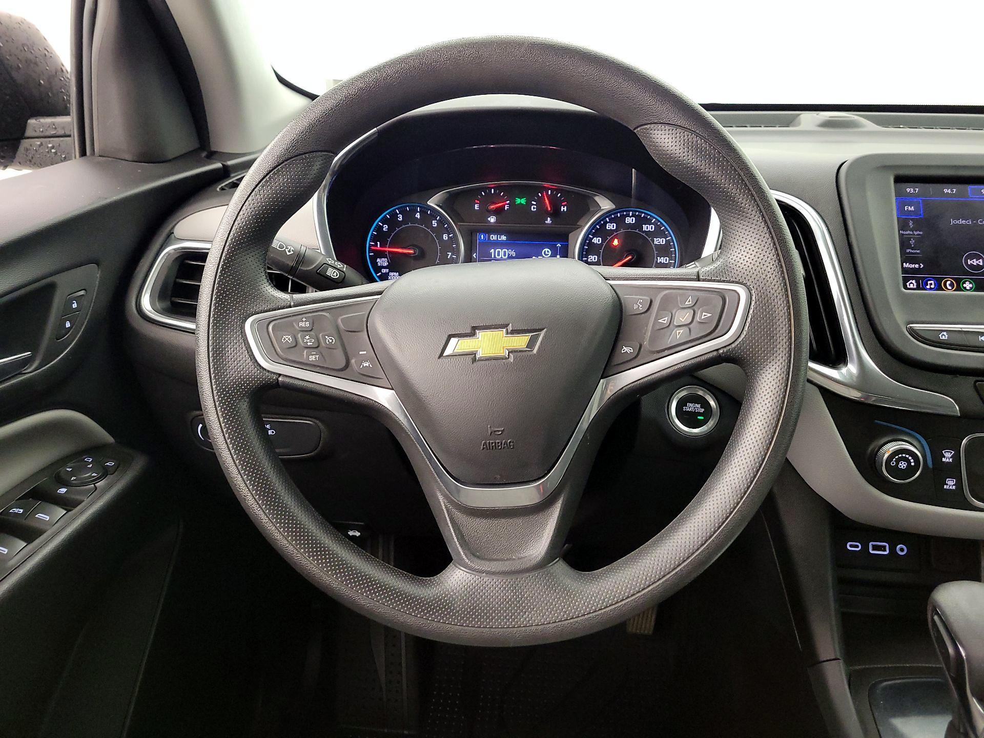 Thumbnail: 2022 Chevrolet Equinox - 10