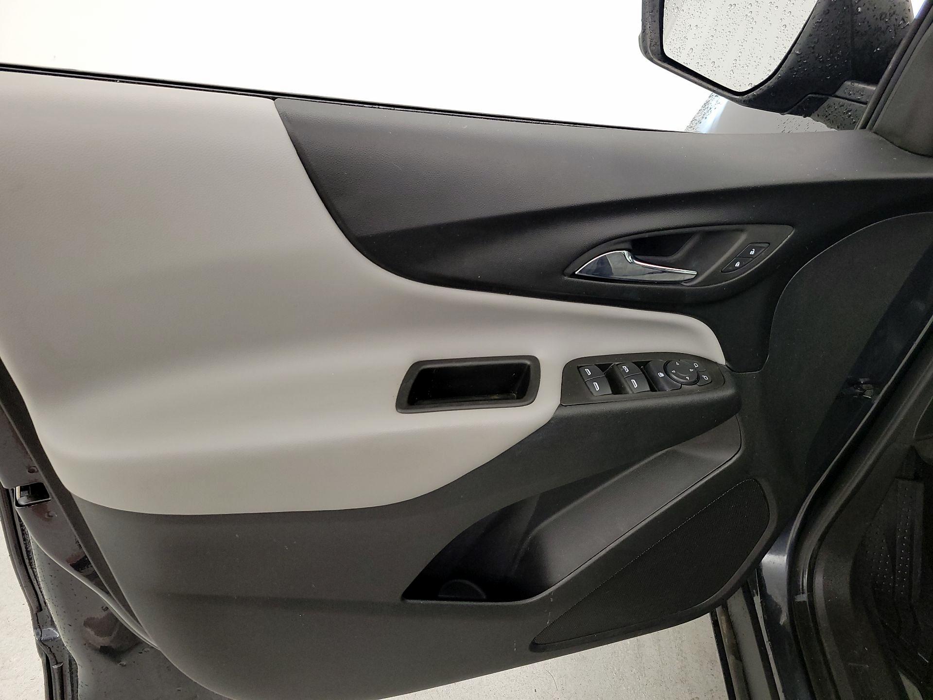 Thumbnail: 2022 Chevrolet Equinox - 12