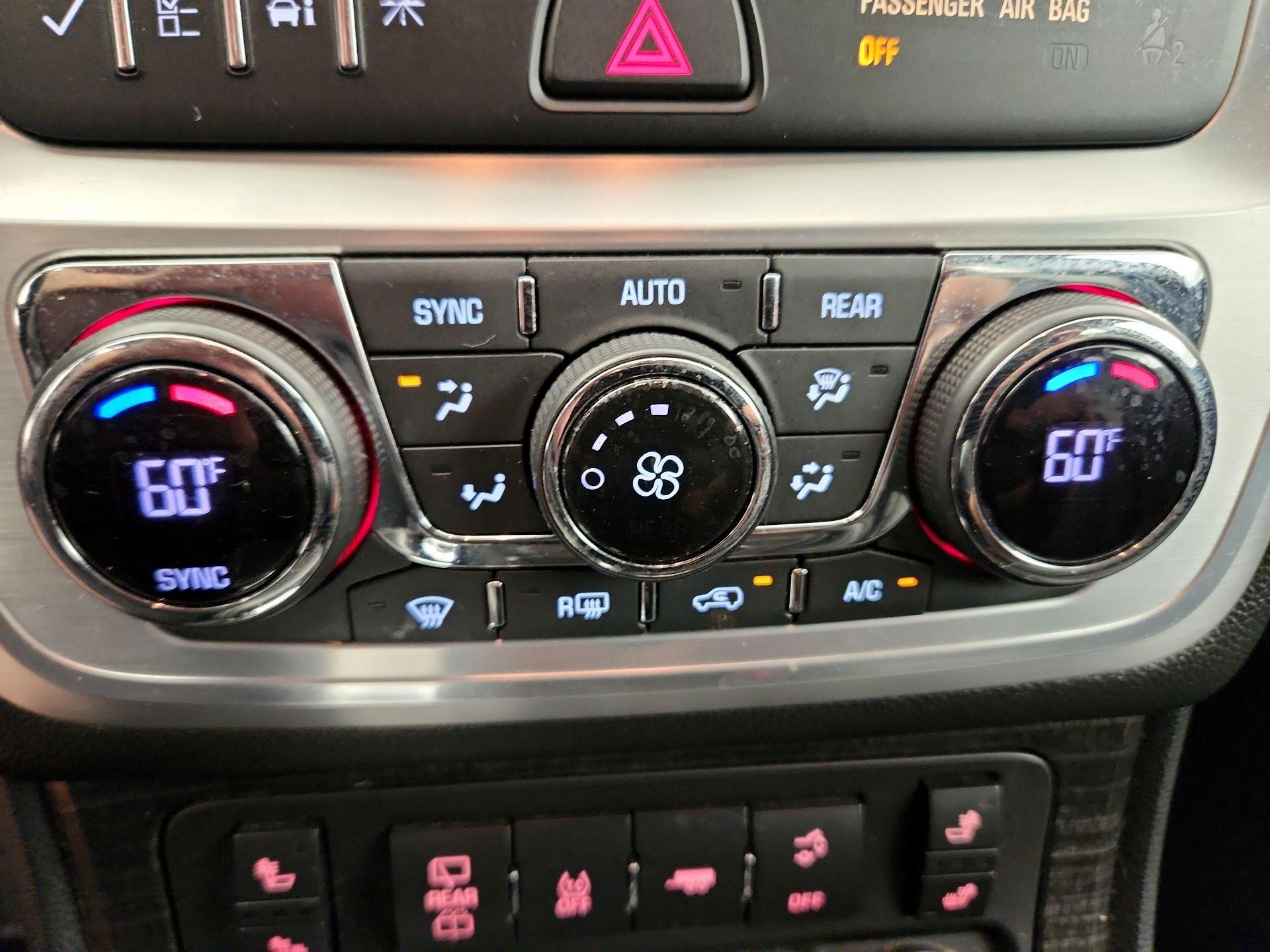 Thumbnail: 2016 GMC Acadia - 17