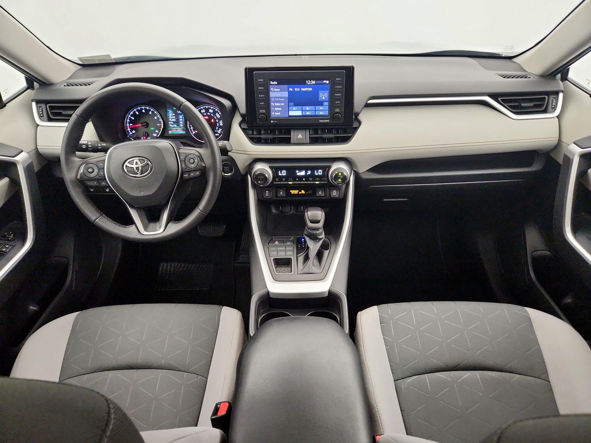 Thumbnail: 2021 Toyota RAV4 - 9