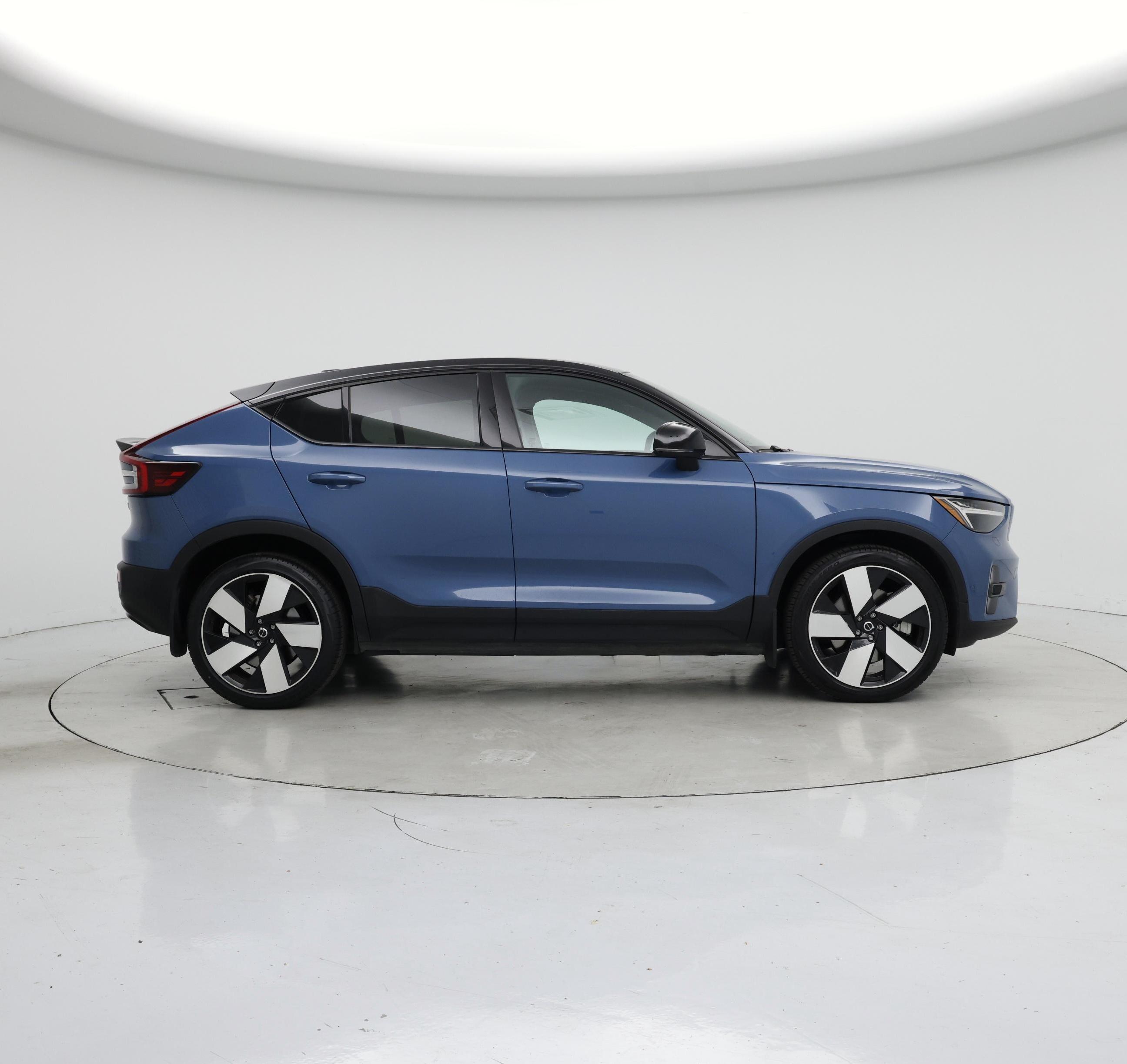 Thumbnail: 2022 Volvo C40 - 7