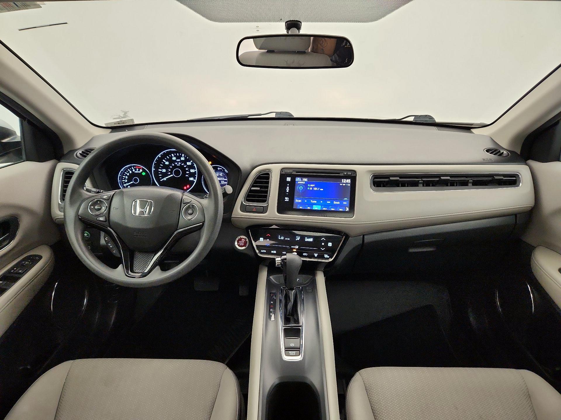 Thumbnail: 2016 Honda HR-V - 9