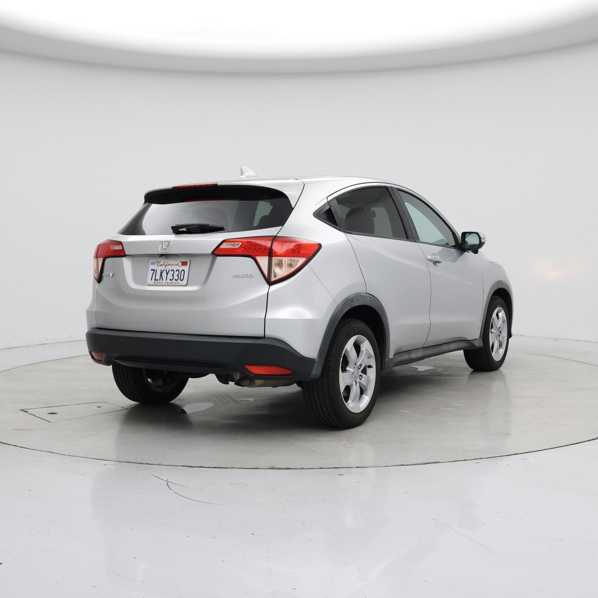 Thumbnail: 2016 Honda HR-V - 8