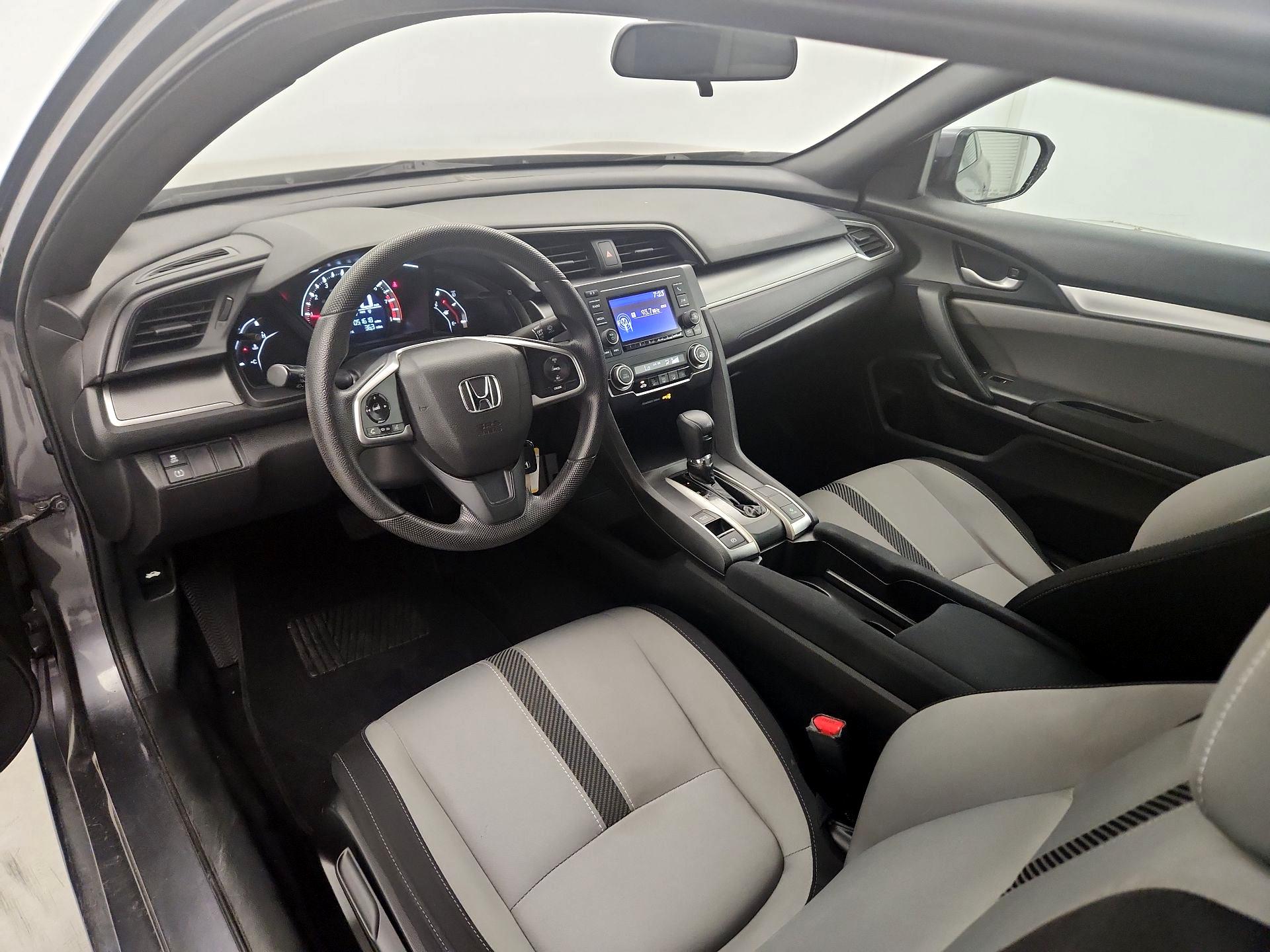 Thumbnail: 2017 Honda Civic - 9