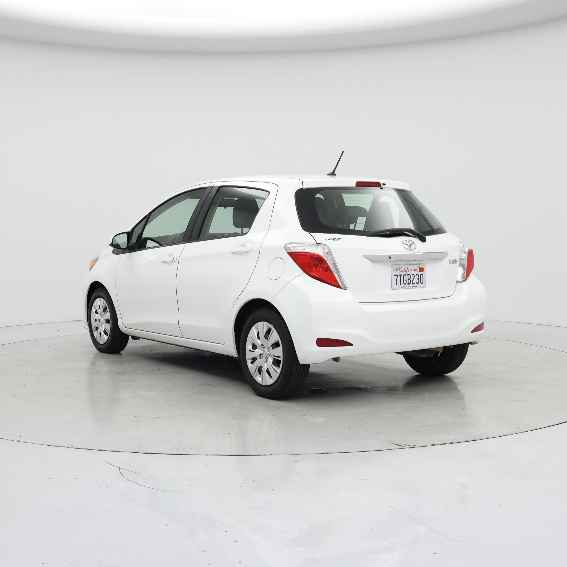 Thumbnail: 2014 Toyota Yaris - 2