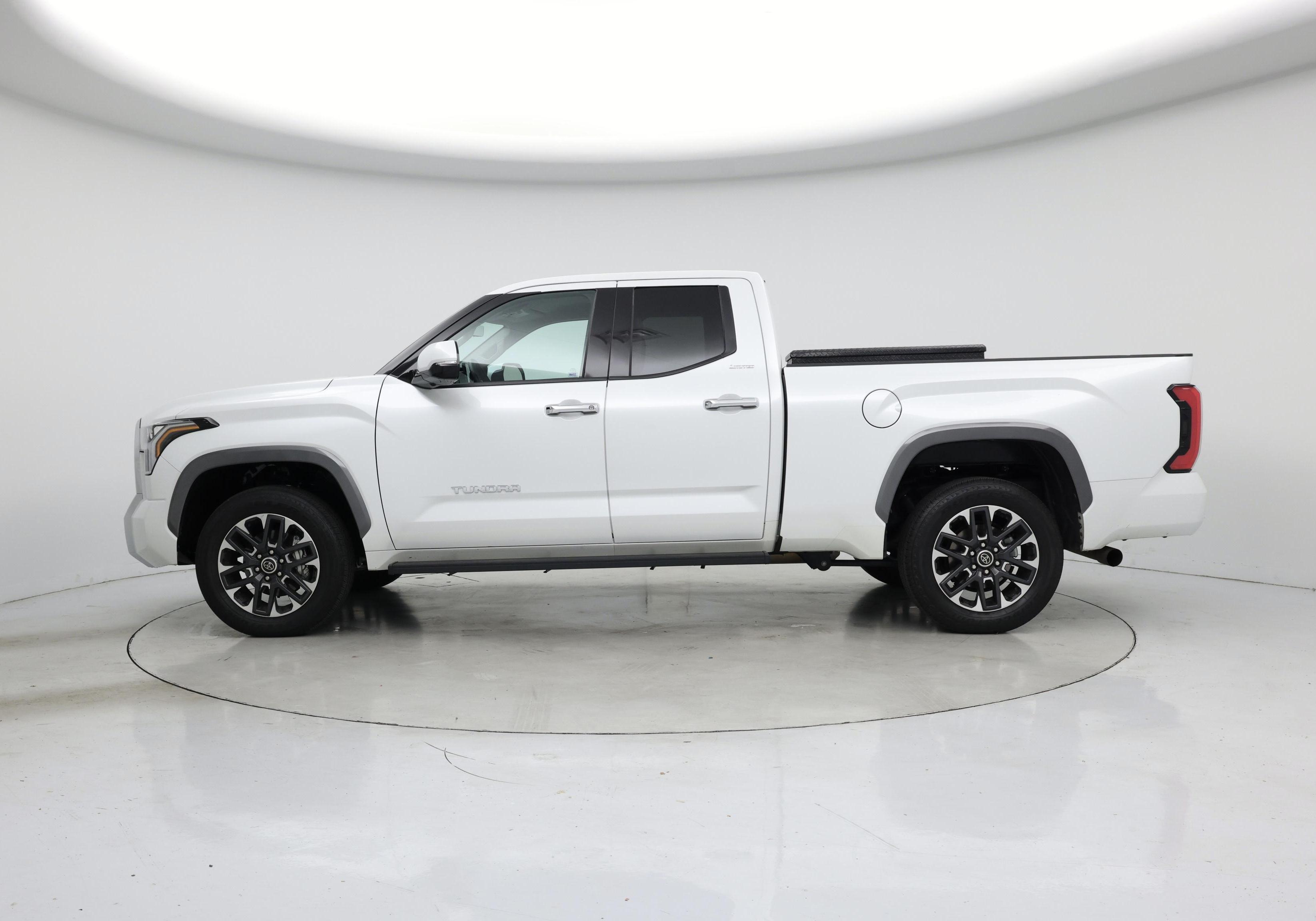Thumbnail: 2023 Toyota Tundra - 3