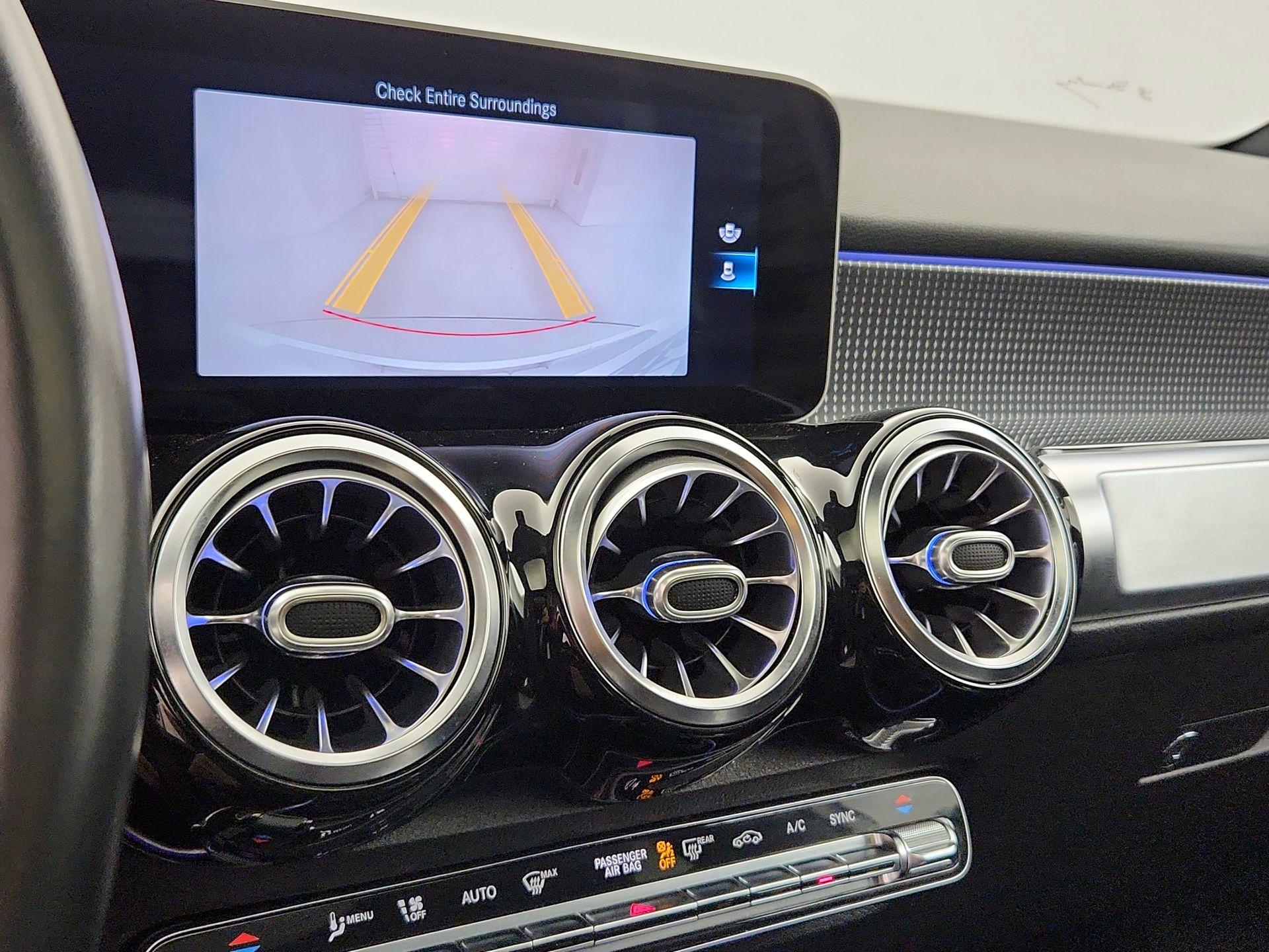 Thumbnail: 2021 Mercedes-Benz GLB - 14