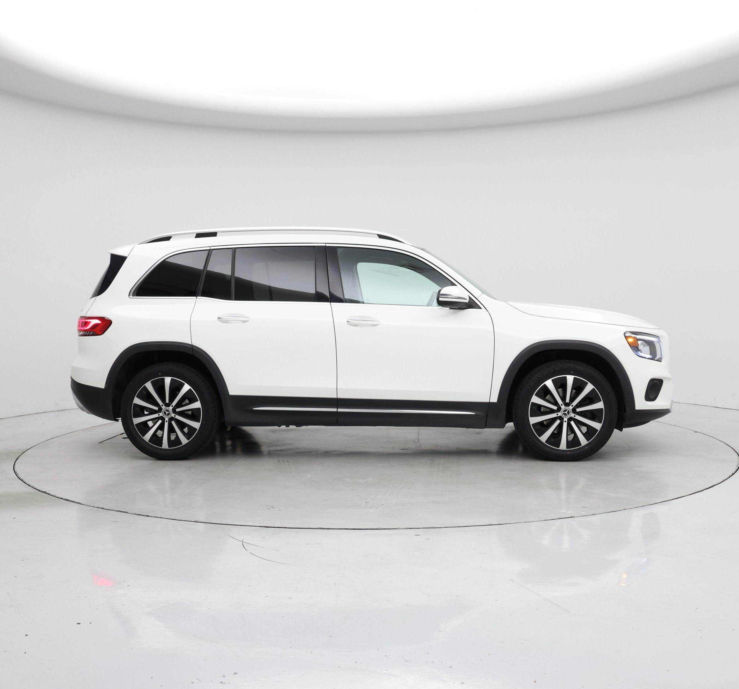 Thumbnail: 2021 Mercedes-Benz GLB - 7