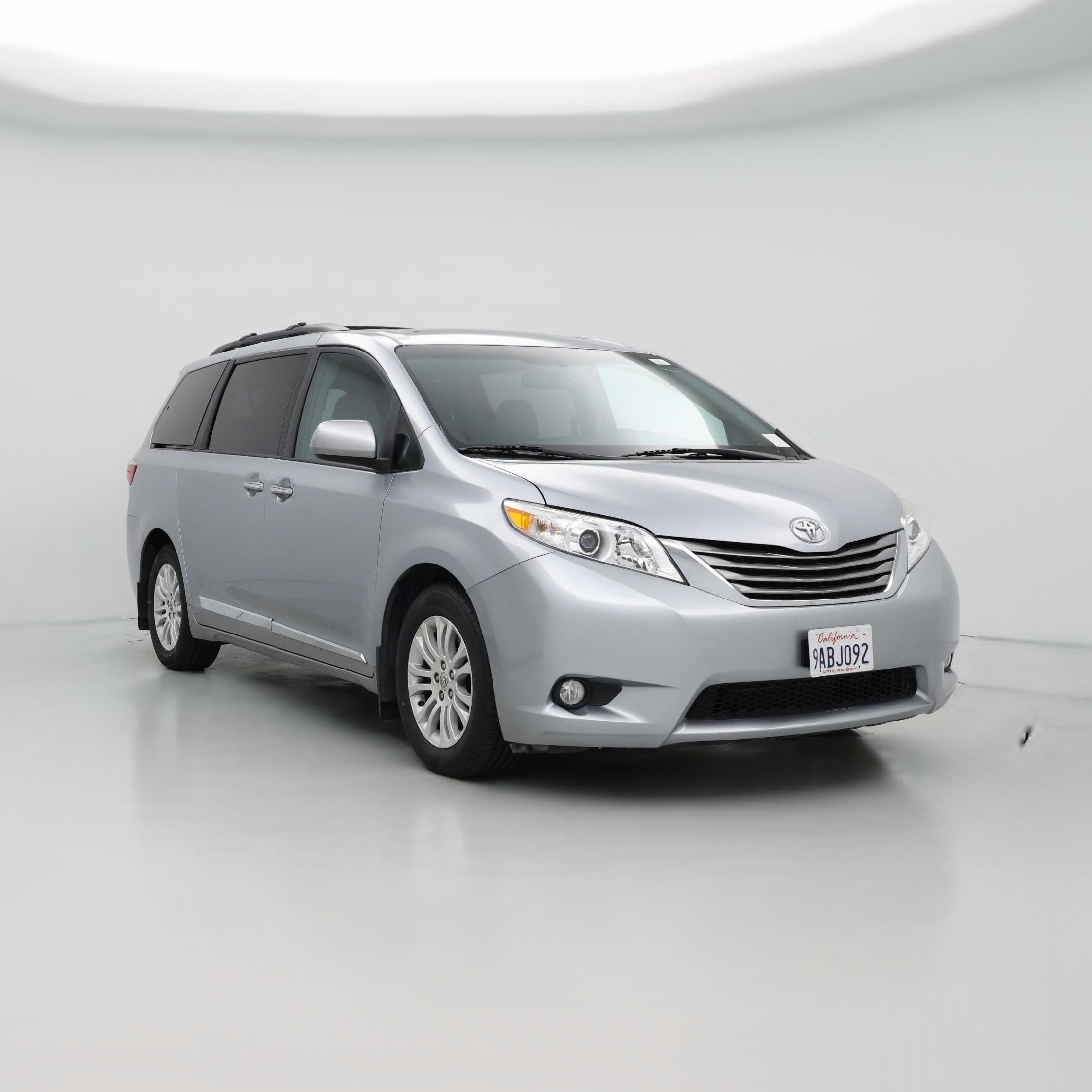 Thumbnail: 2015 Toyota Sienna - 1