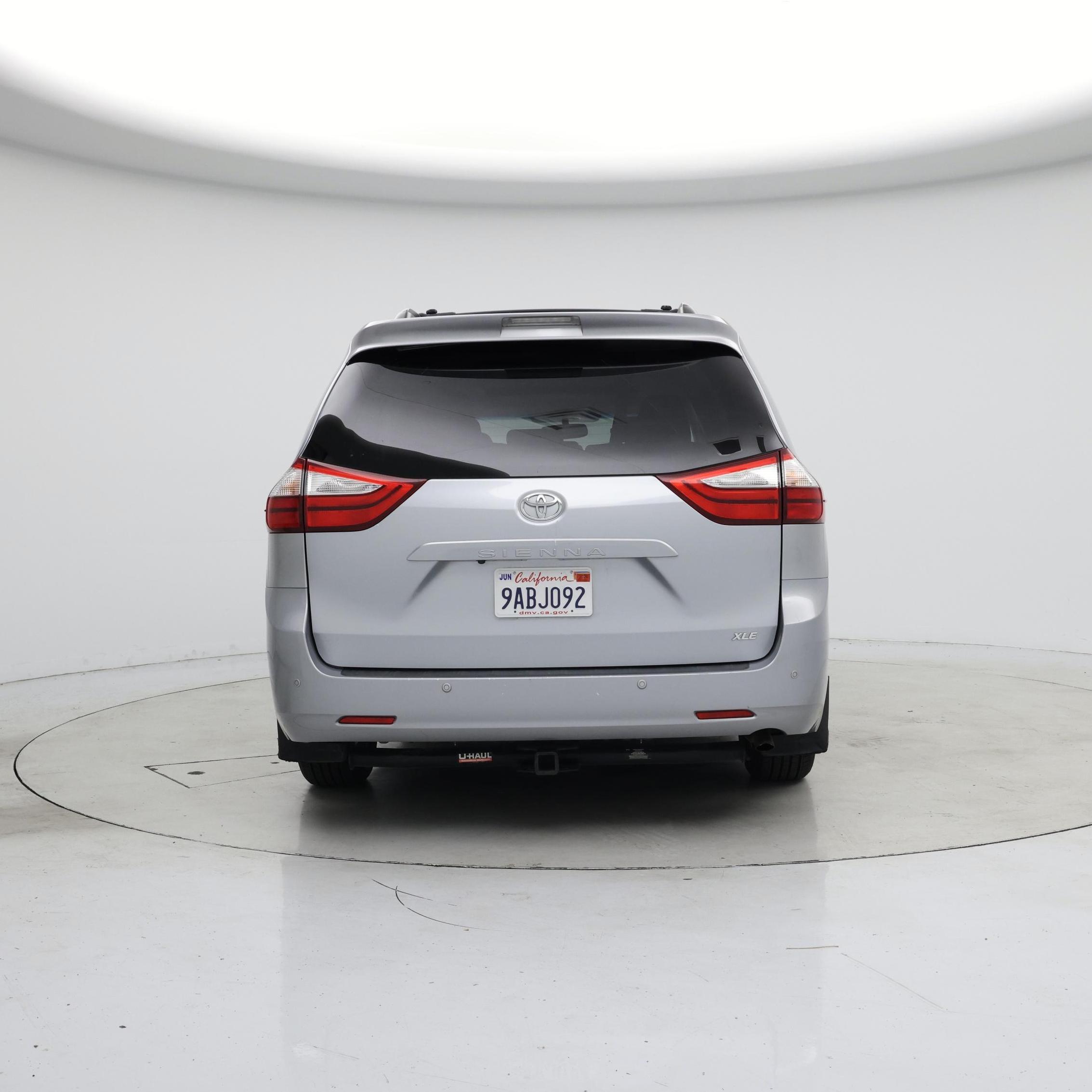 Thumbnail: 2015 Toyota Sienna - 6