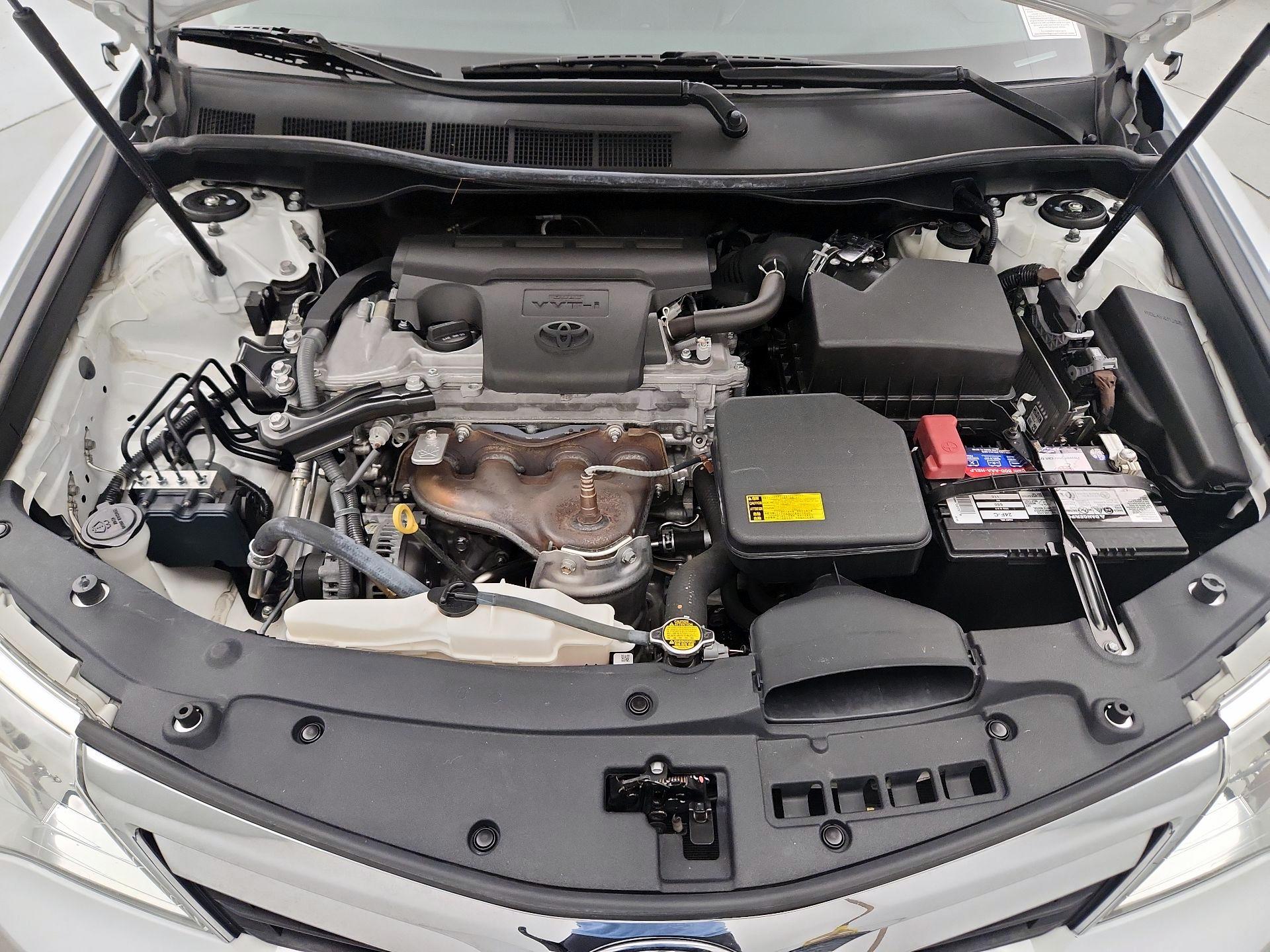 Thumbnail: 2014 Toyota Camry - 20