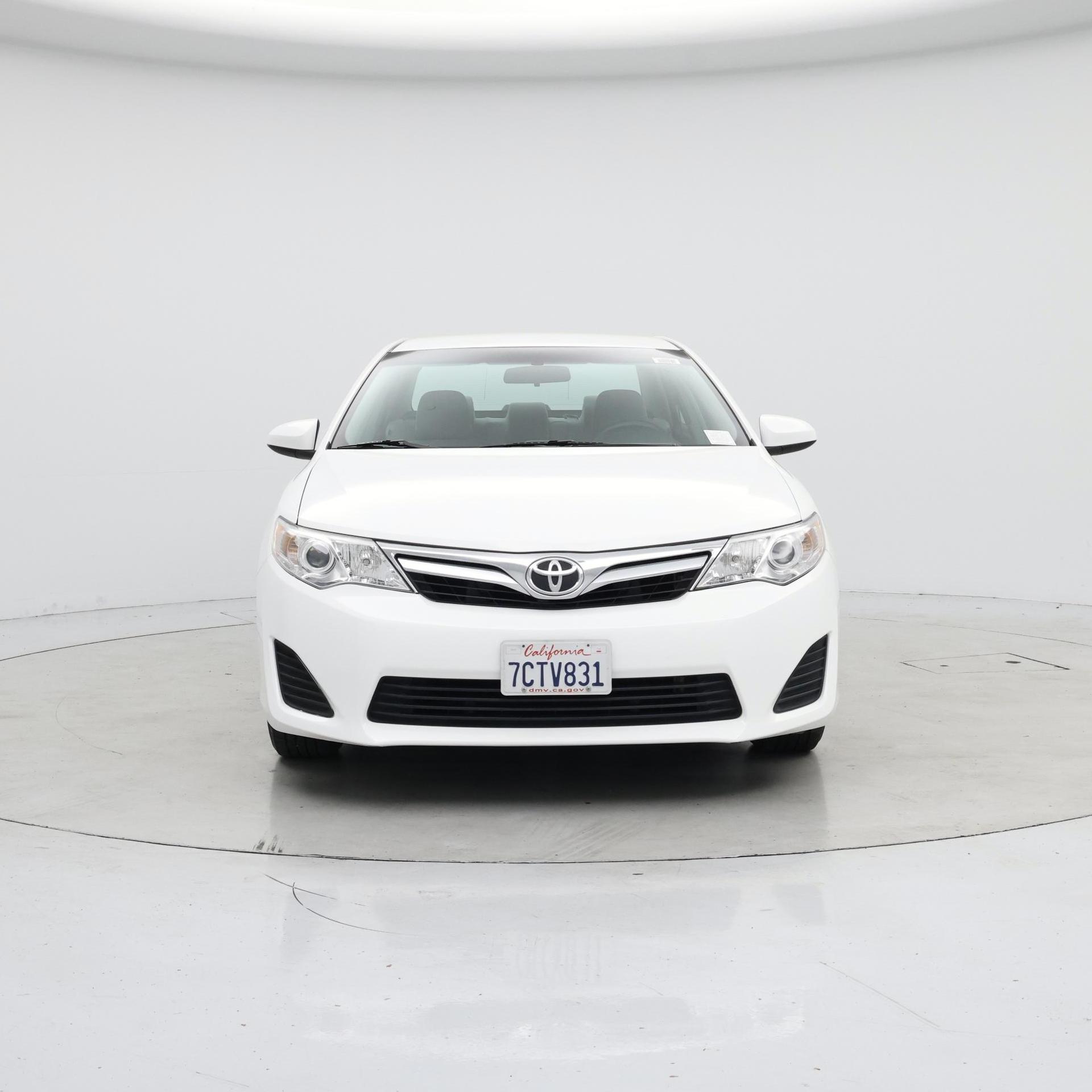 Thumbnail: 2014 Toyota Camry - 5