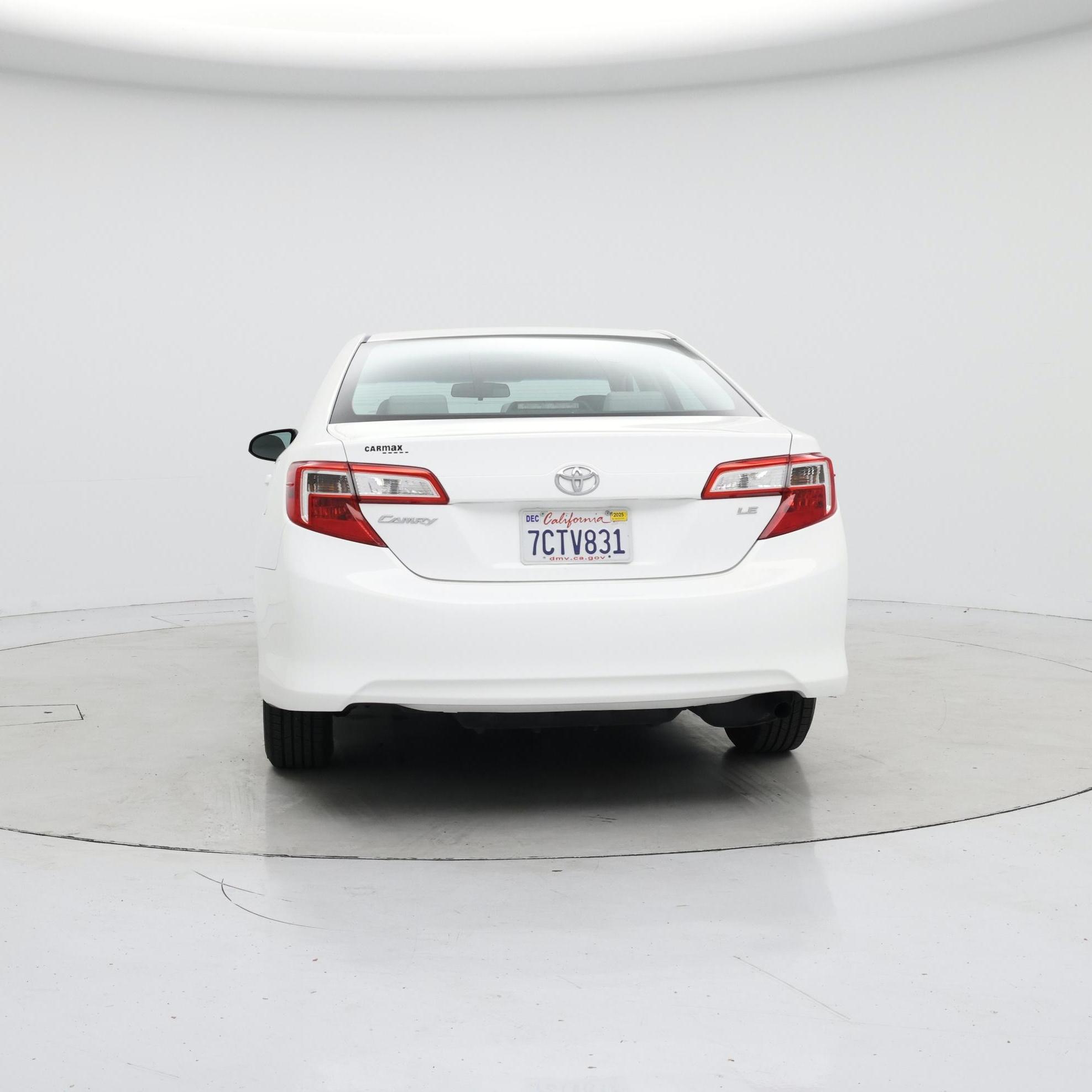 Thumbnail: 2014 Toyota Camry - 6