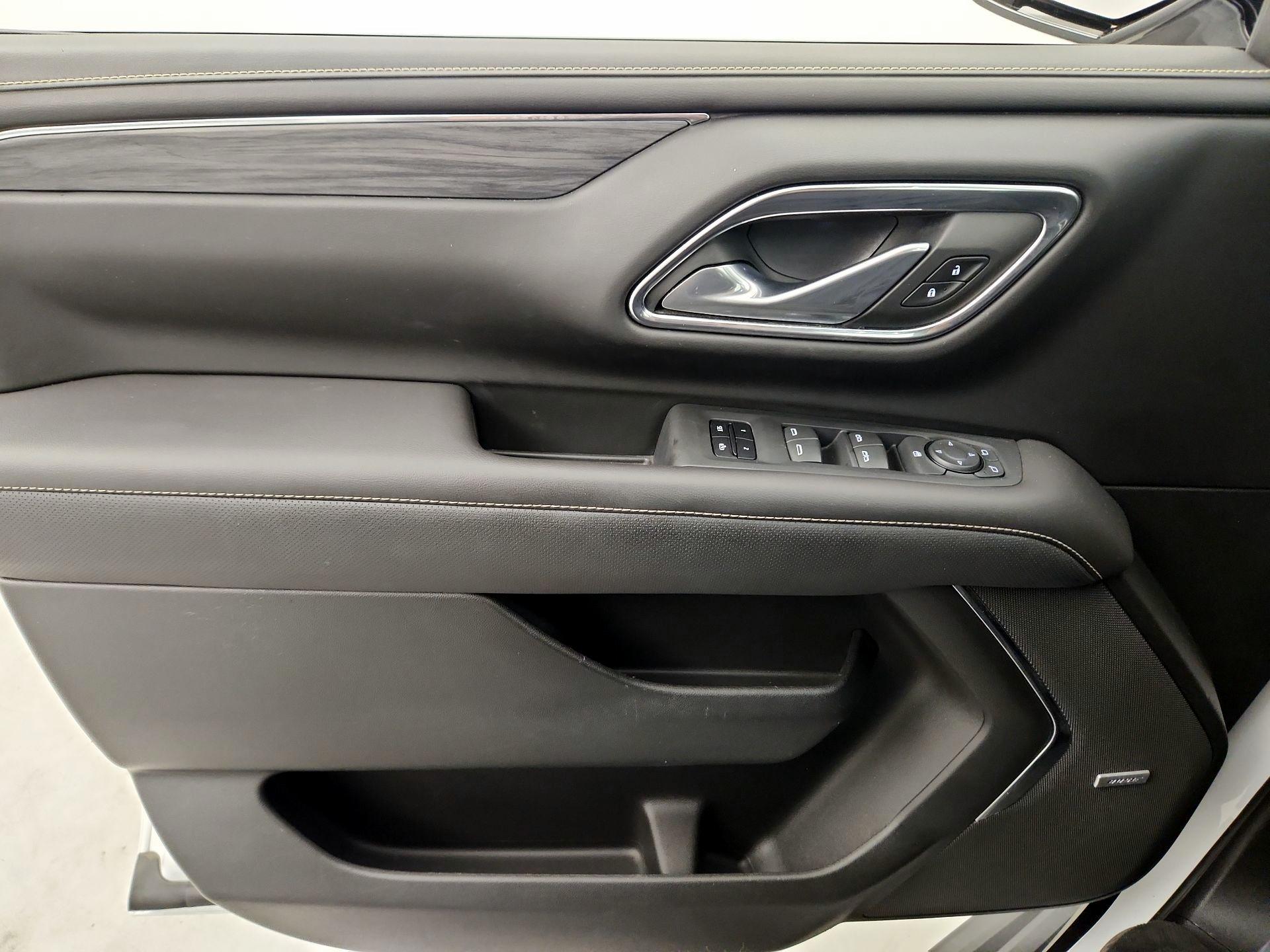 Thumbnail: 2023 GMC Yukon XL - 12