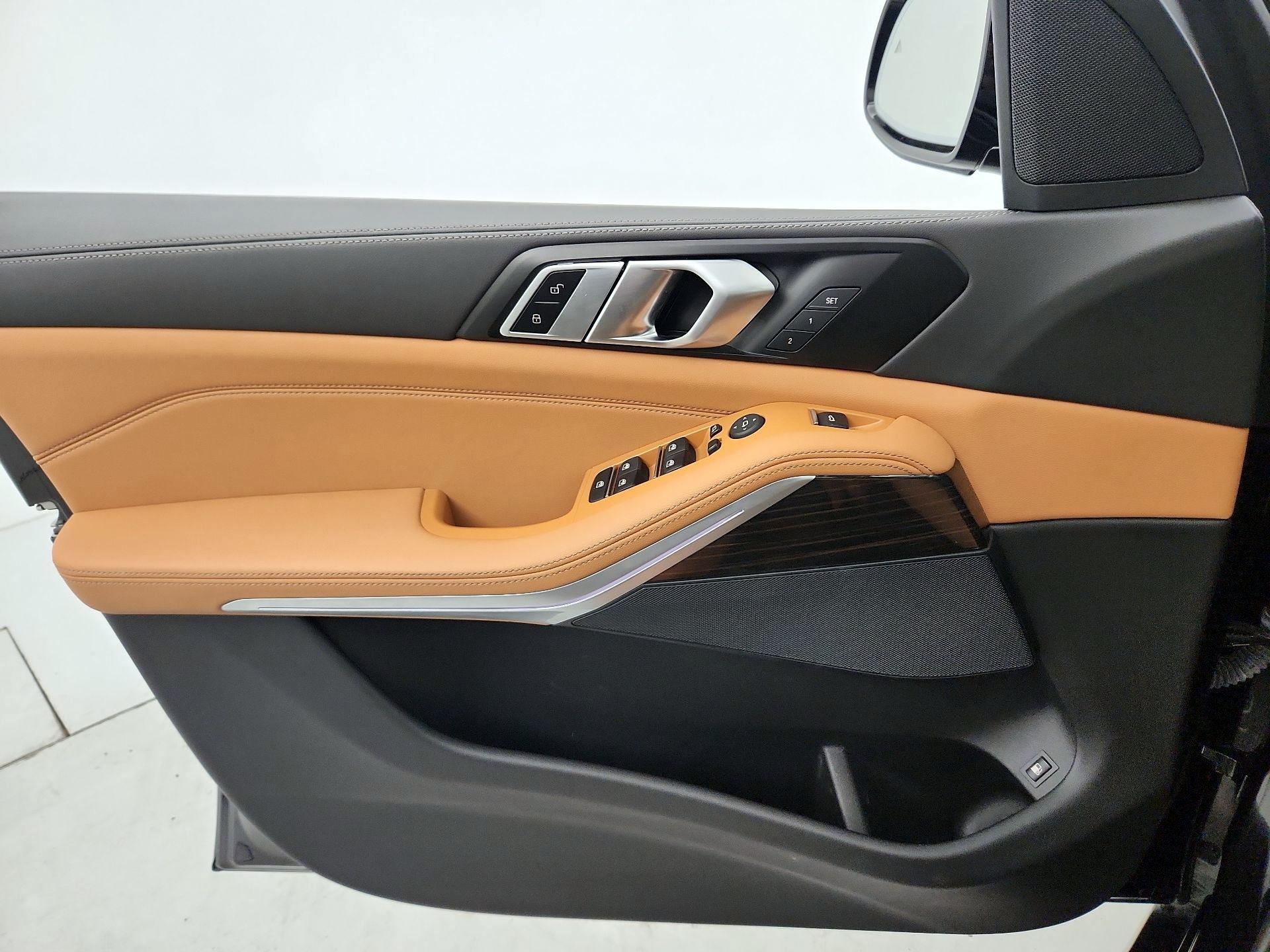 Thumbnail: 2024 BMW X5 - 12