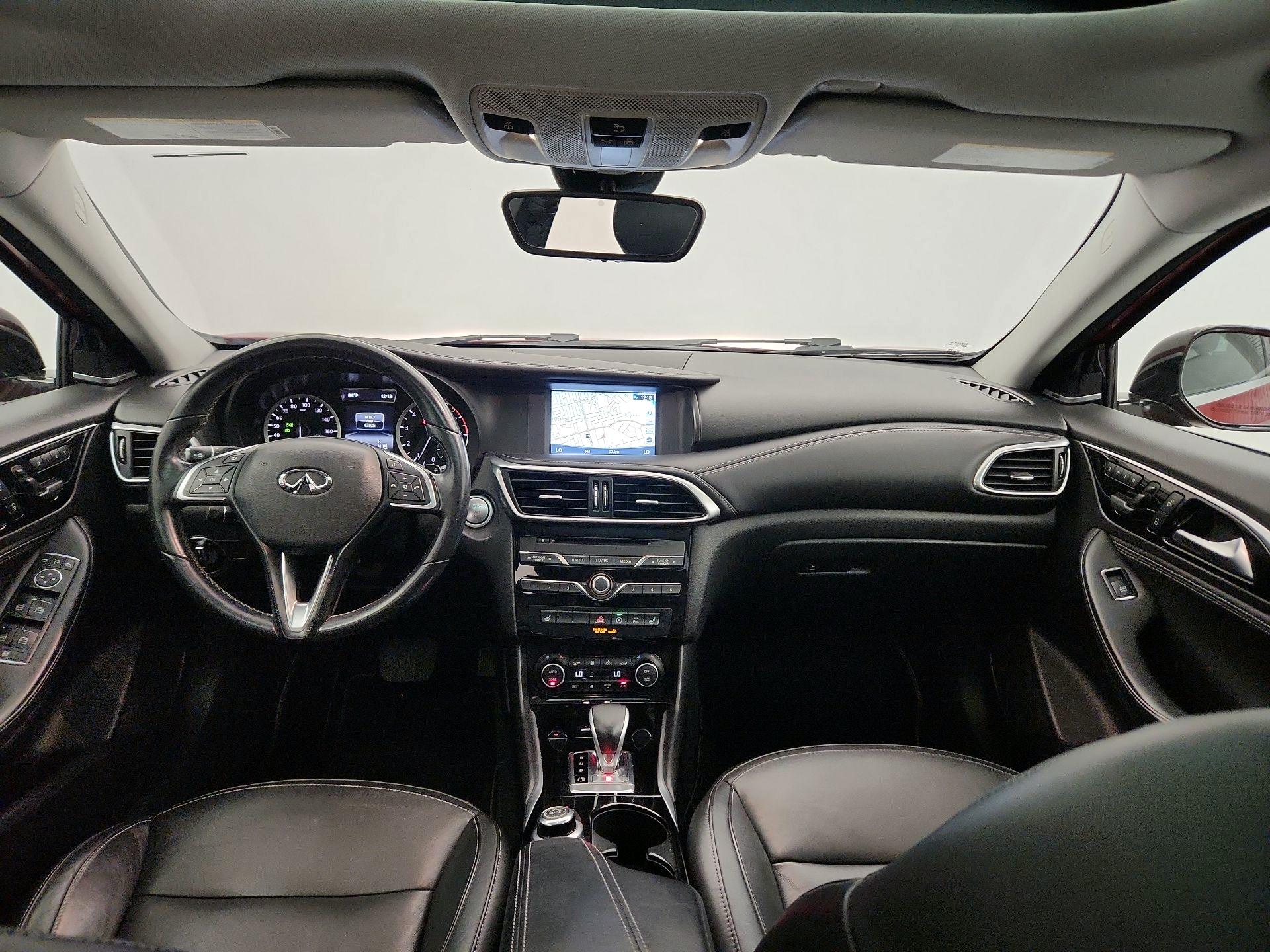 Thumbnail: 2018 INFINITI QX30 - 9