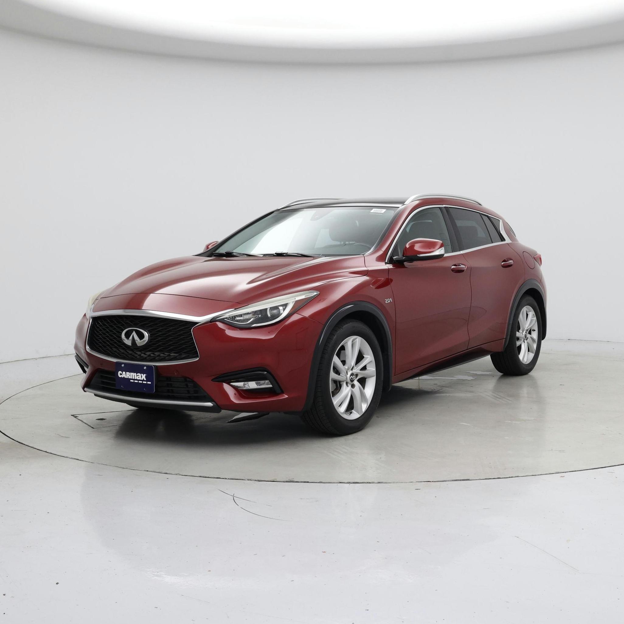 Thumbnail: 2018 INFINITI QX30 - 4