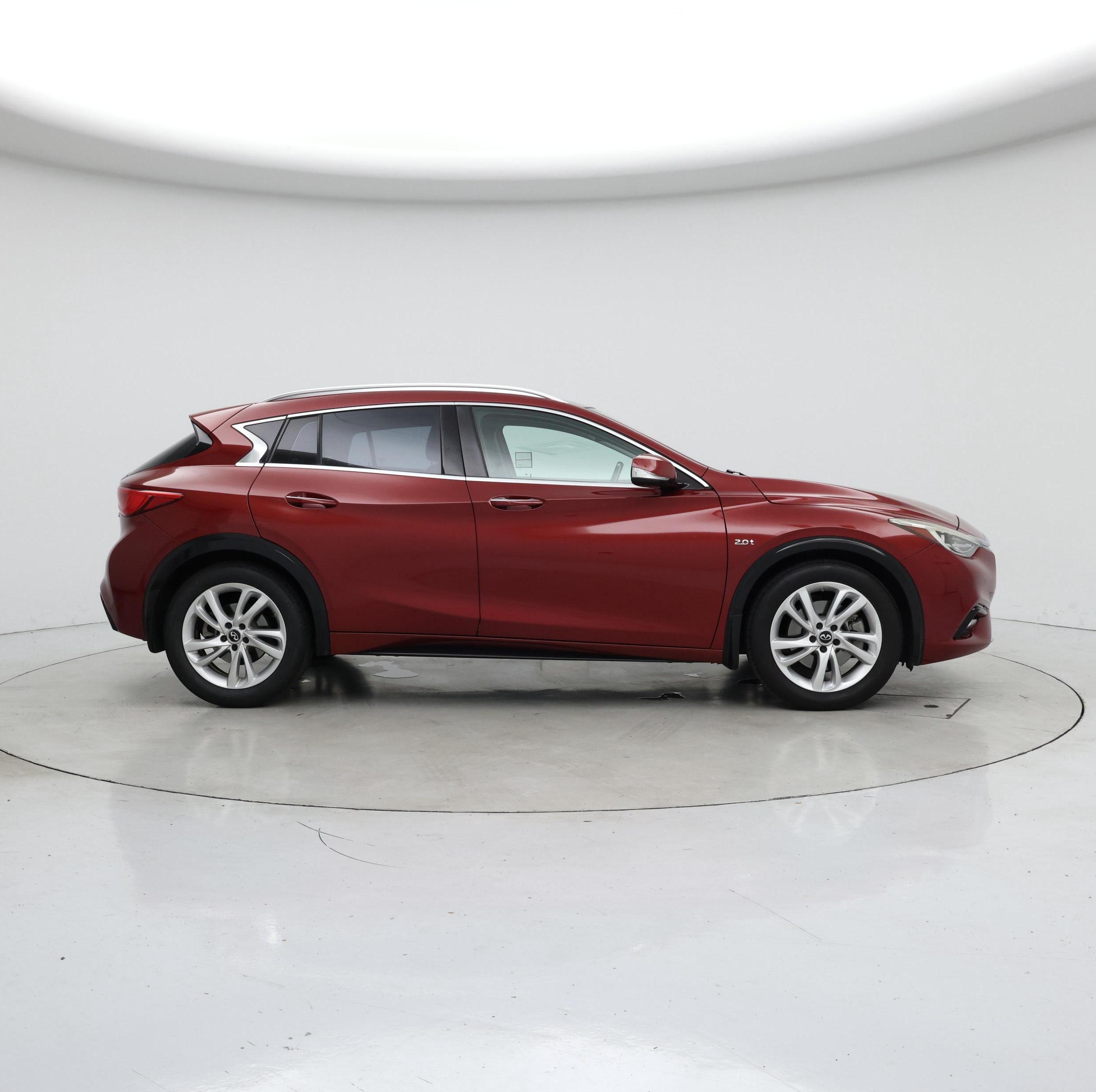 Thumbnail: 2018 INFINITI QX30 - 7