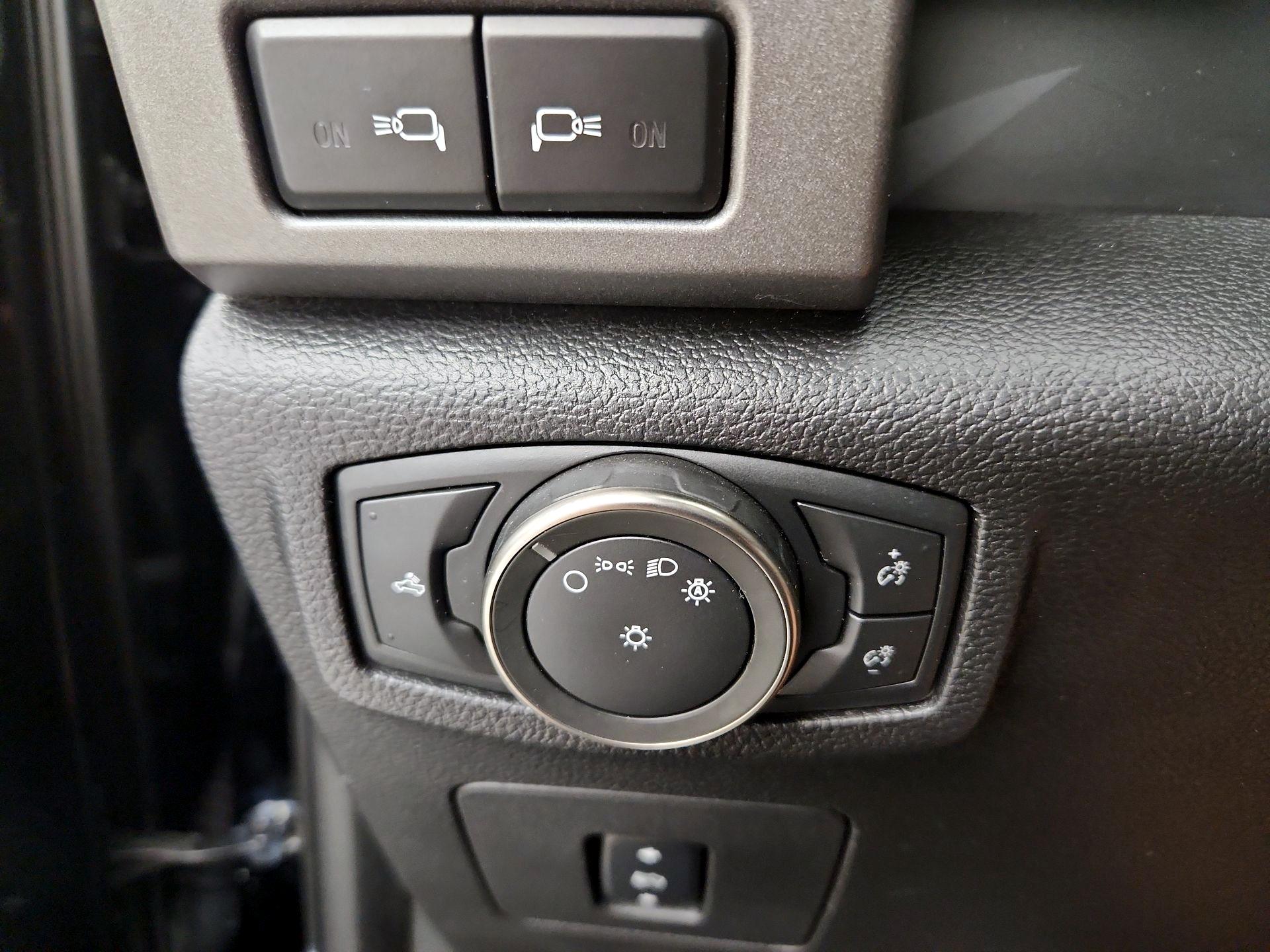 Thumbnail: 2018 Ford F-150 - 13