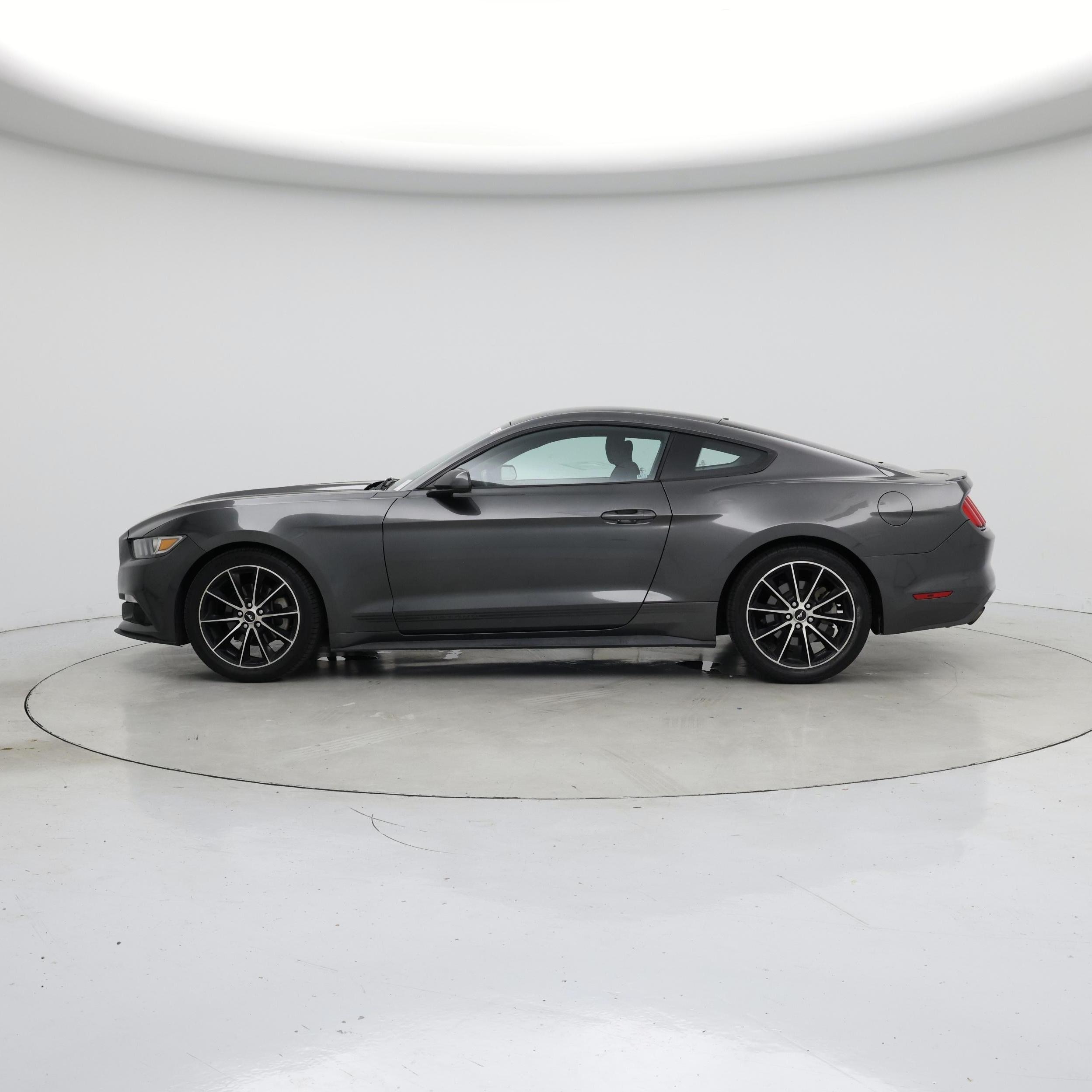 Thumbnail: 2016 Ford Mustang - 3