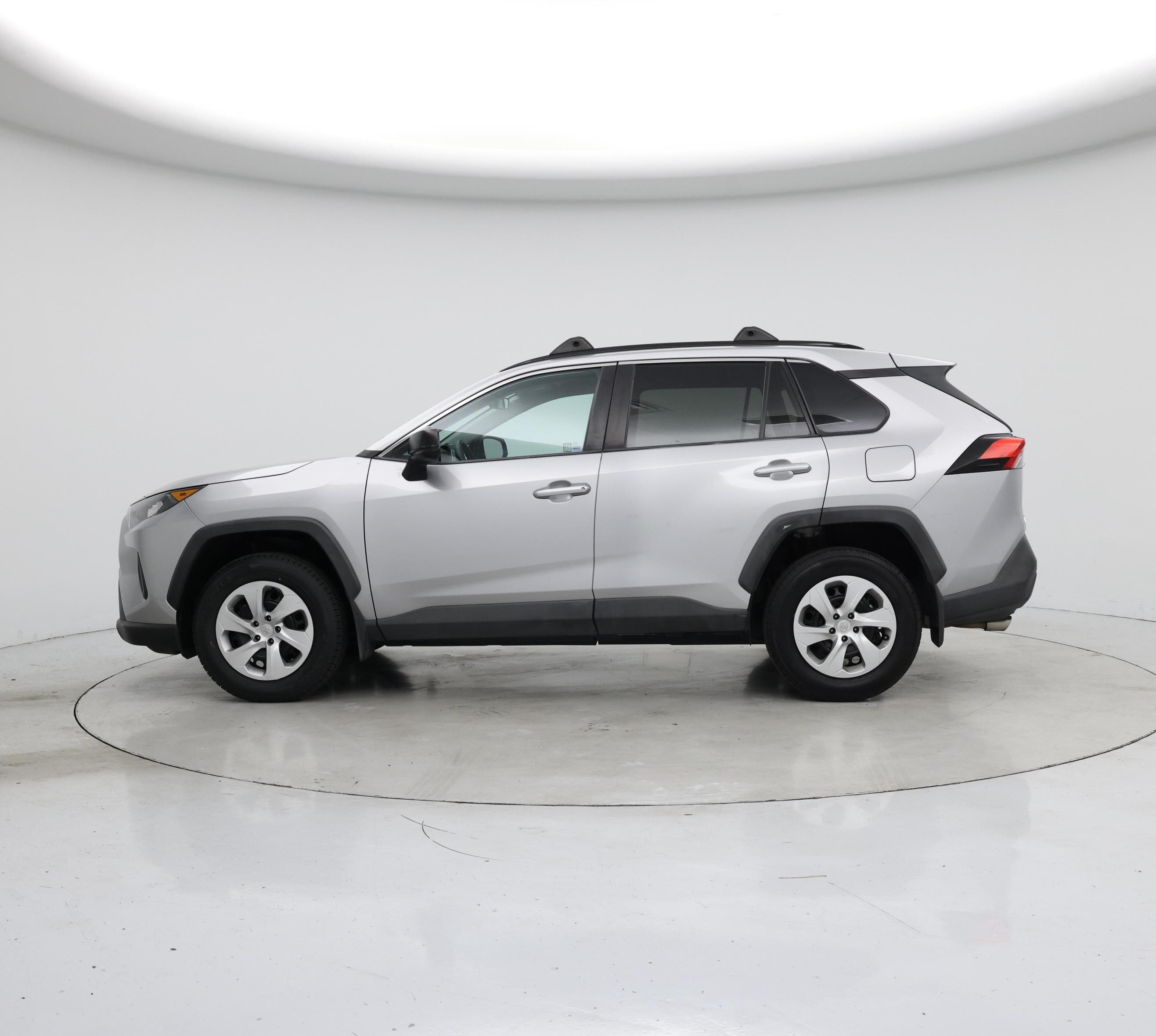 Thumbnail: 2020 Toyota RAV4 - 3