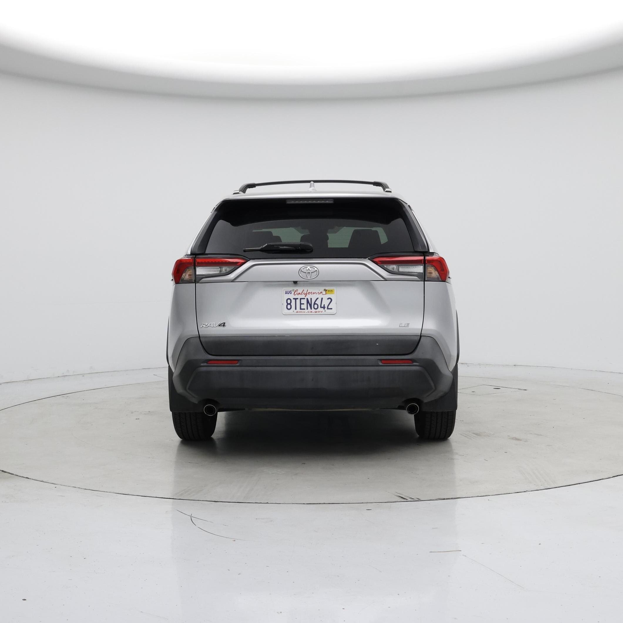 Thumbnail: 2020 Toyota RAV4 - 6