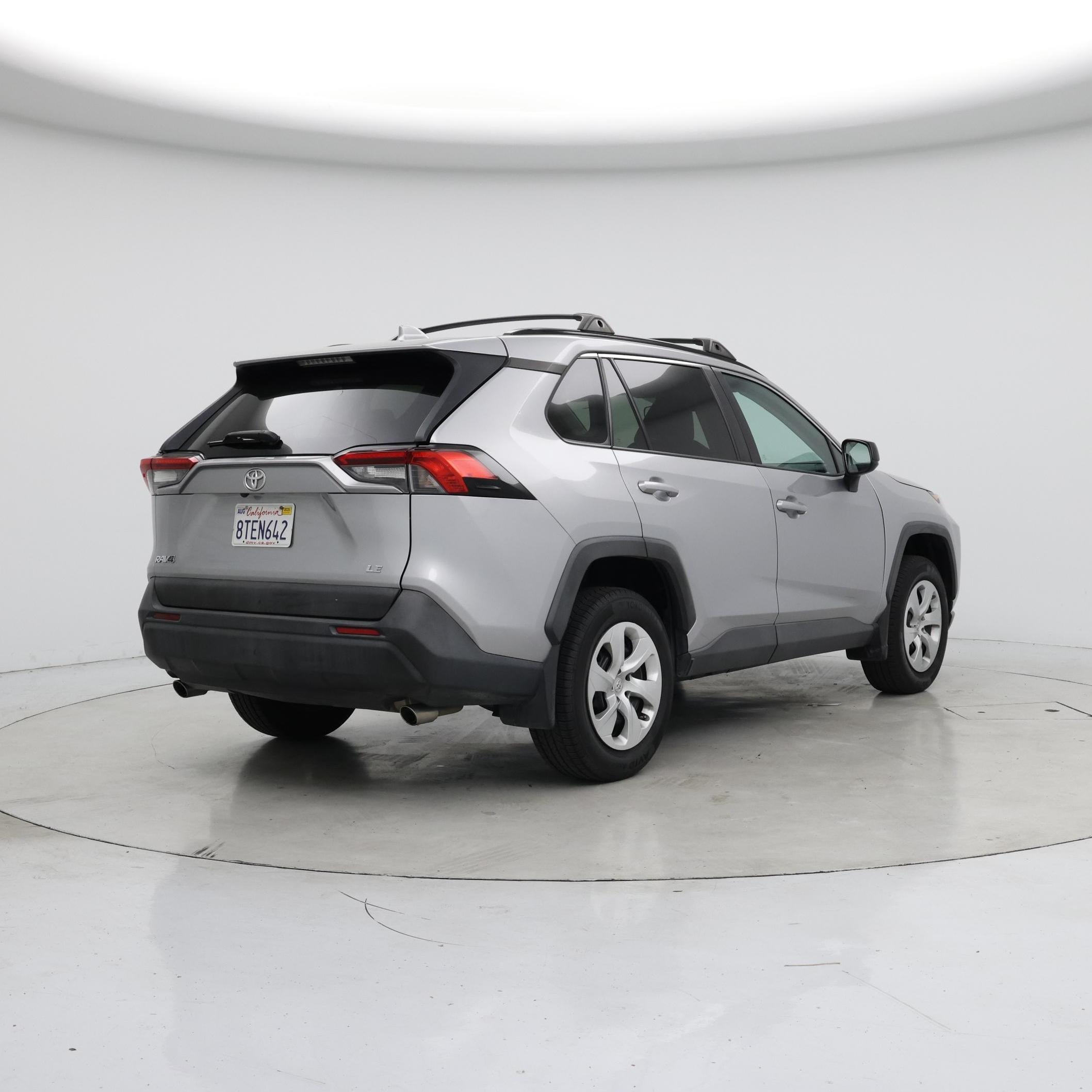 Thumbnail: 2020 Toyota RAV4 - 8