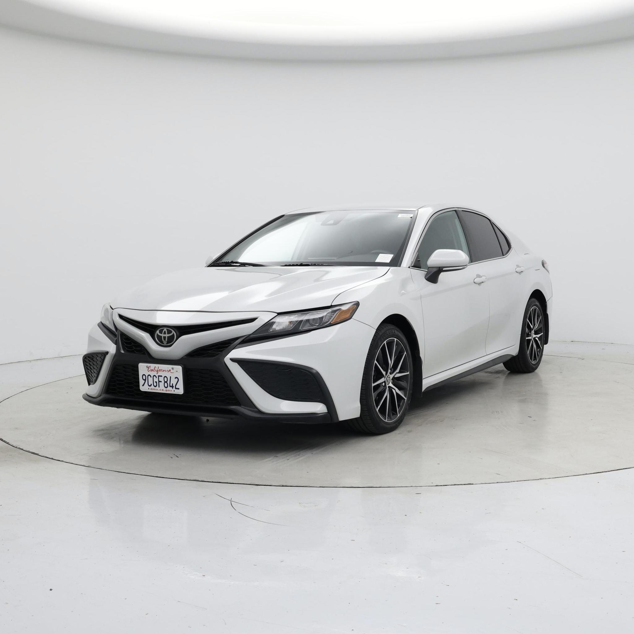 Thumbnail: 2023 Toyota Camry - 4
