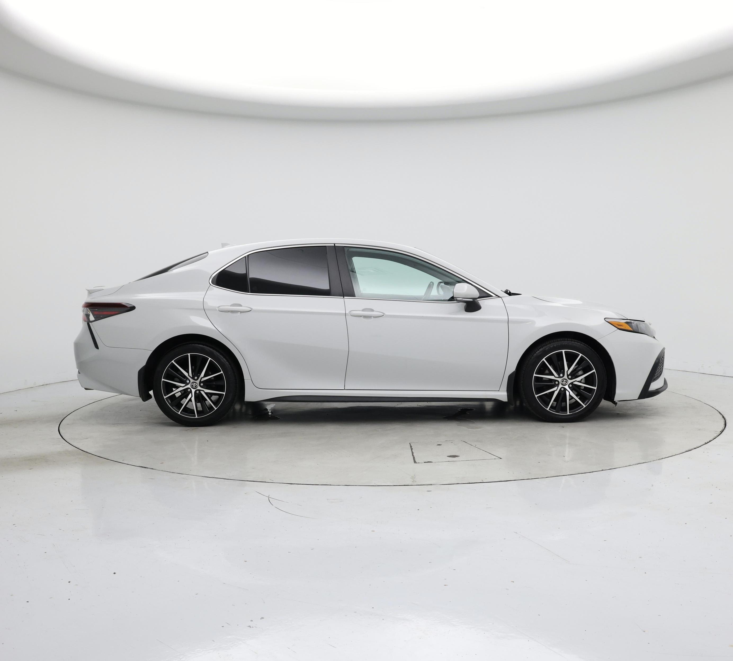 Thumbnail: 2023 Toyota Camry - 7
