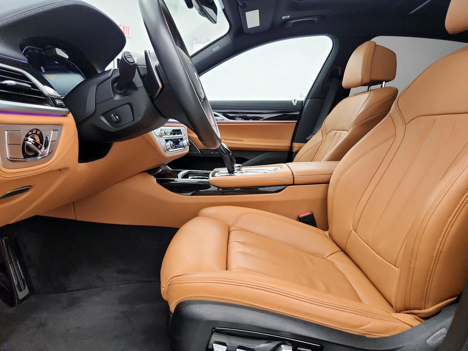 Thumbnail: 2021 BMW 7 Series - 11