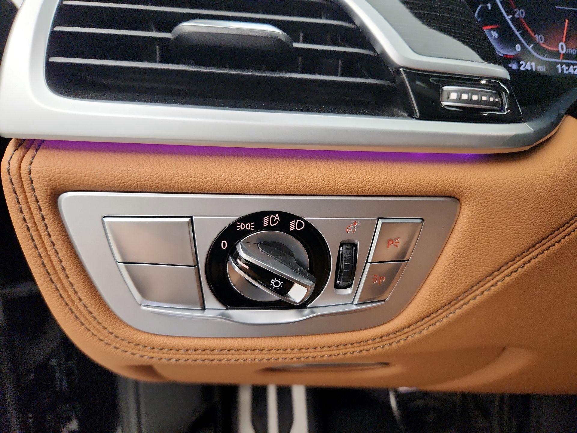 Thumbnail: 2021 BMW 7 Series - 13