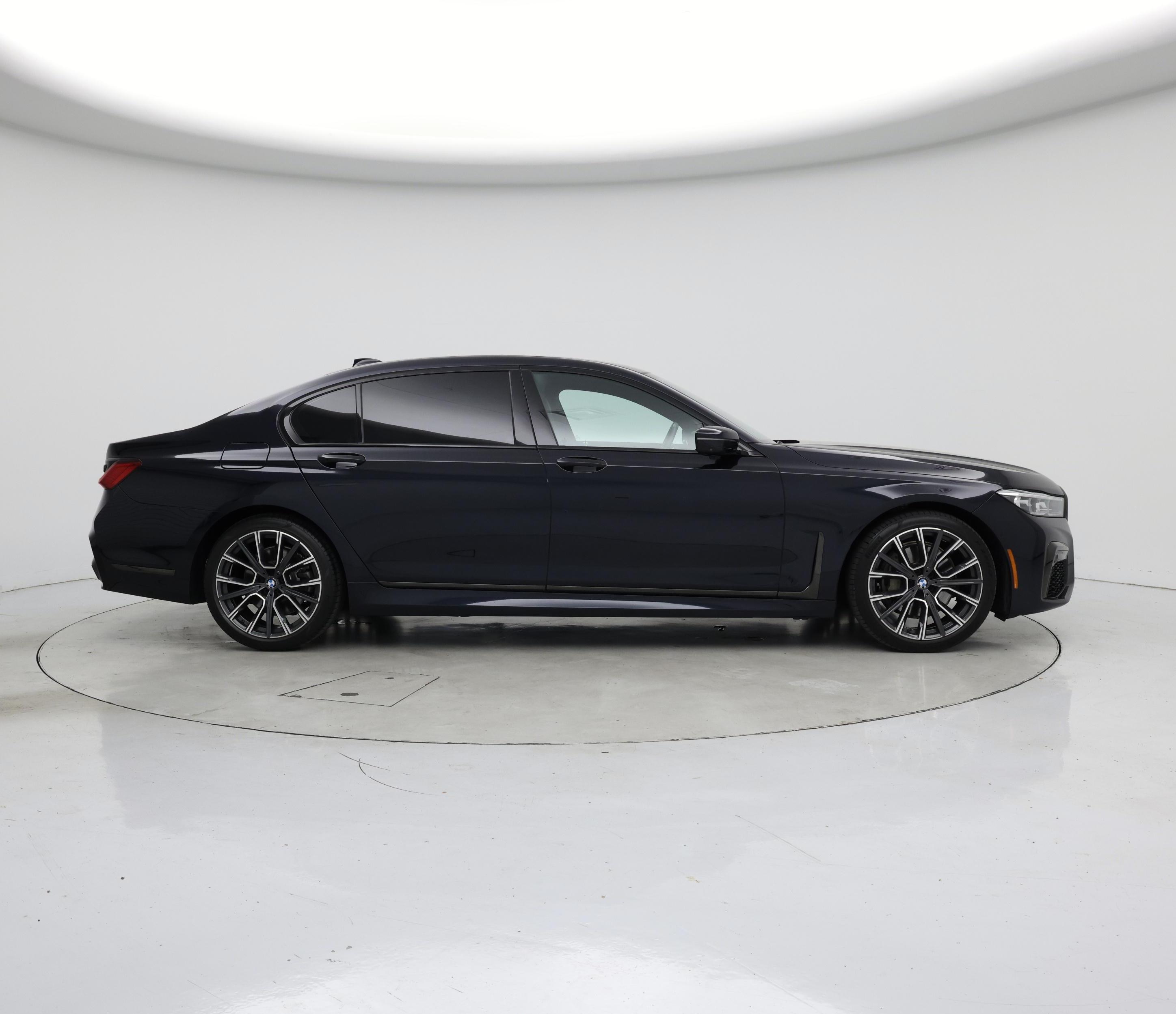Thumbnail: 2021 BMW 7 Series - 7