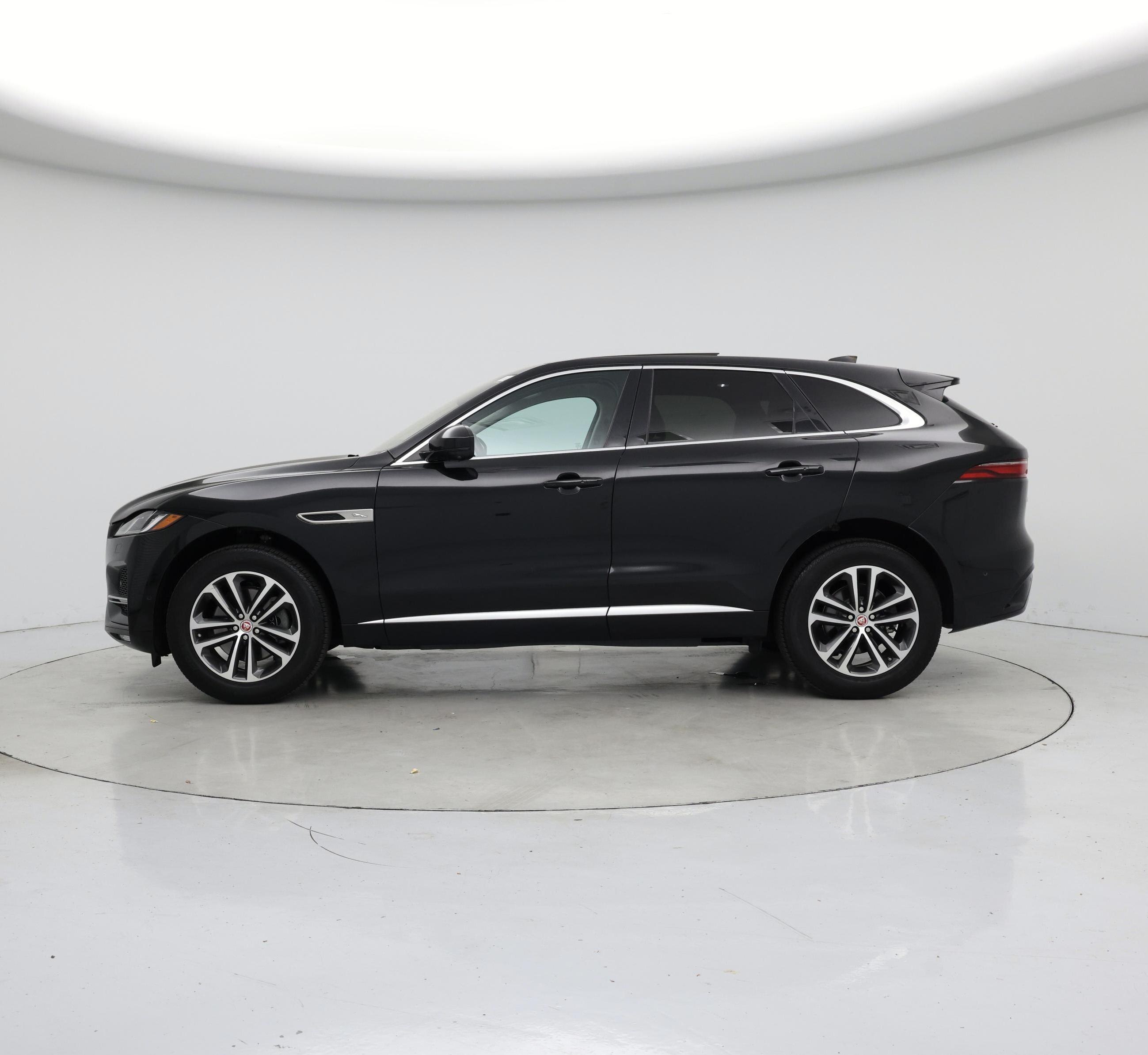 Thumbnail: 2021 Jaguar F-Pace - 3